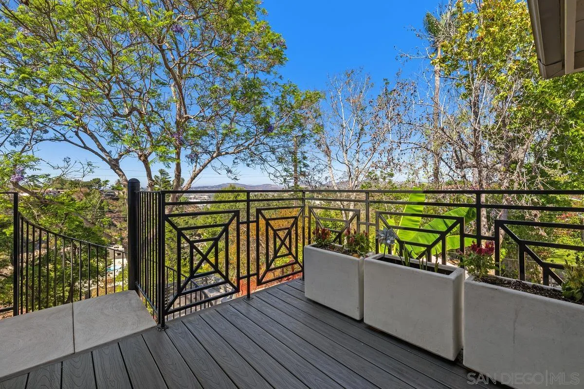 https://cdn.realtyfeed.com/cdn/127/260021875/ffe2e9f03af70cf25b694fd7b99912b5.webp
