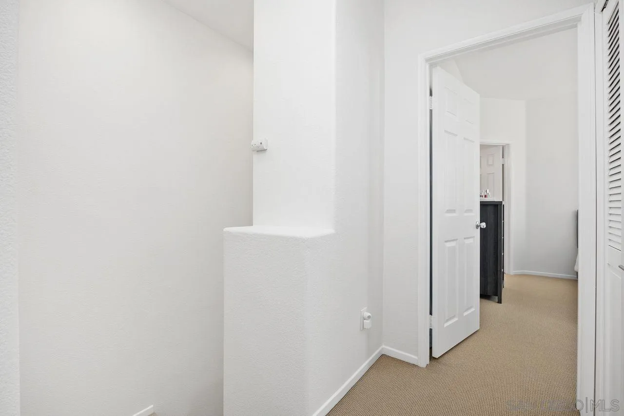 https://cdn.realtyfeed.com/cdn/127/260021876/0b9d1183e8ca4956e5517023008c0e55.webp