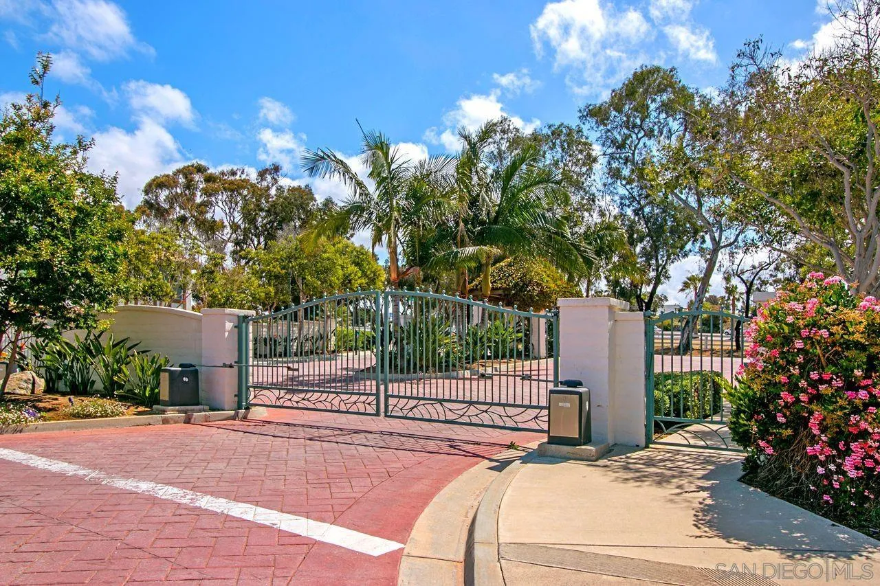 https://cdn.realtyfeed.com/cdn/127/260021876/18cb9c67ac555ee54abf7ed0dc97bfd8.webp