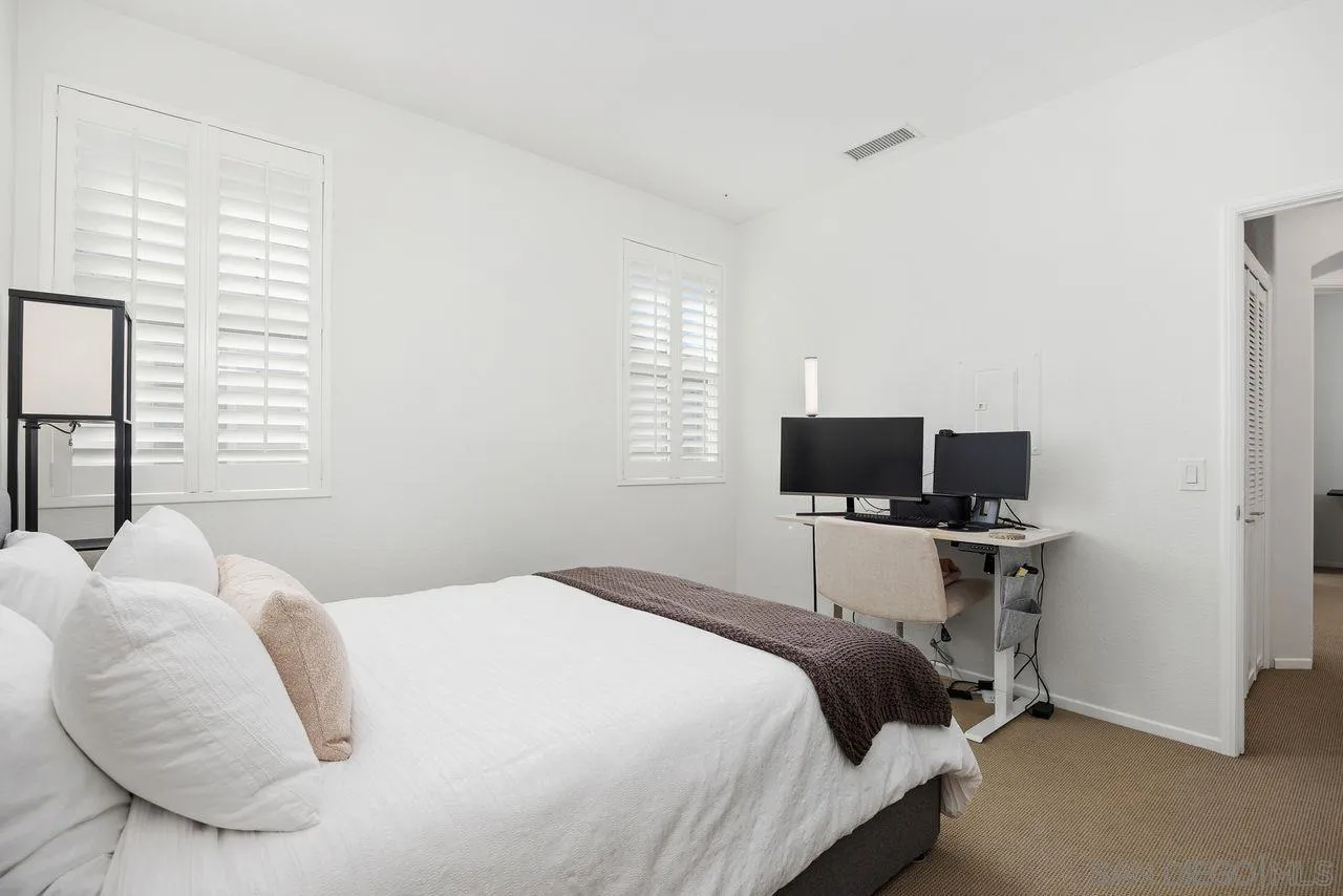 https://cdn.realtyfeed.com/cdn/127/260021876/58746fdbea91d4a04df74cb1f2f020ff.webp