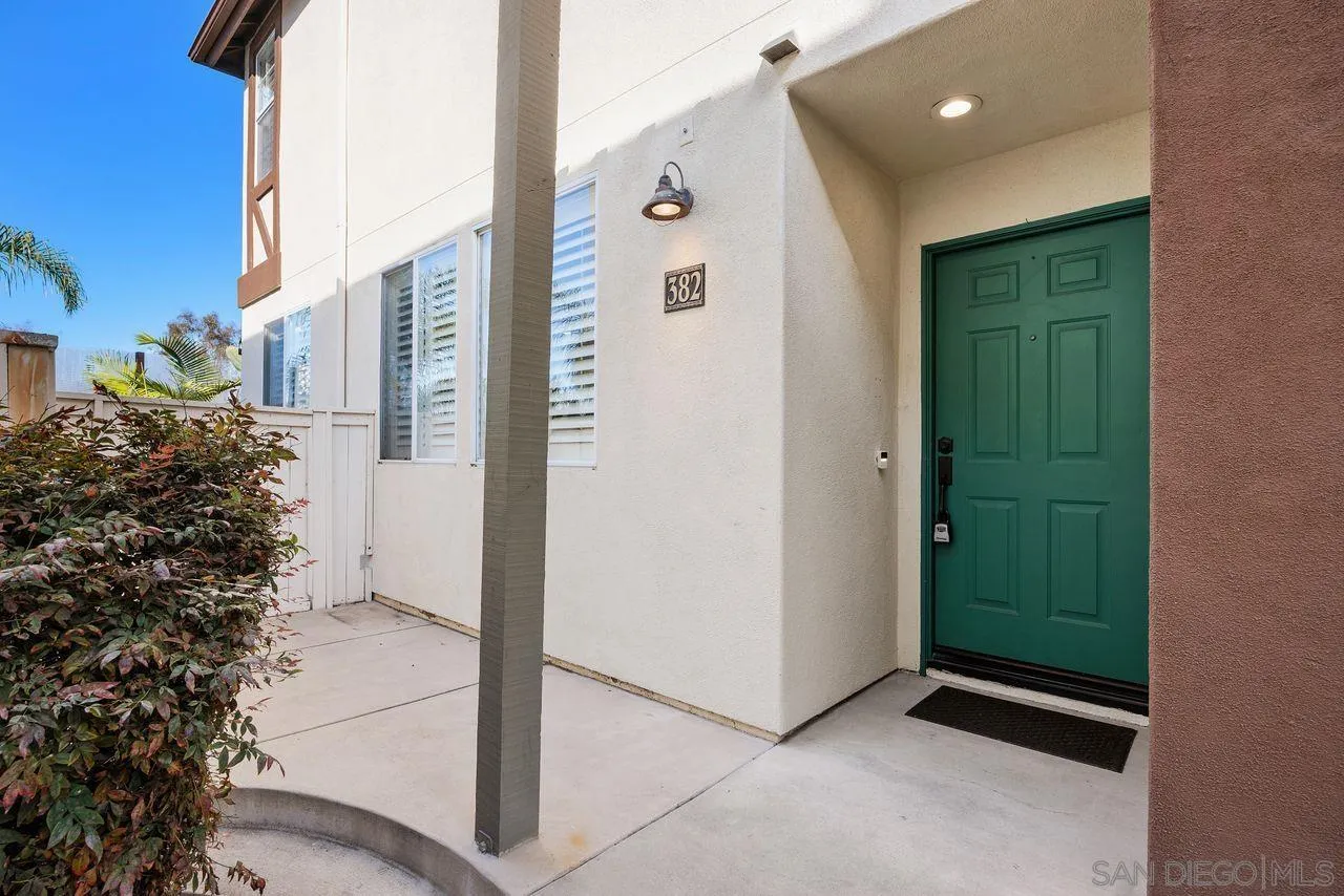 https://cdn.realtyfeed.com/cdn/127/260021876/d14ba3d1bf0d4f4b8a955e393bf4fa3c.webp