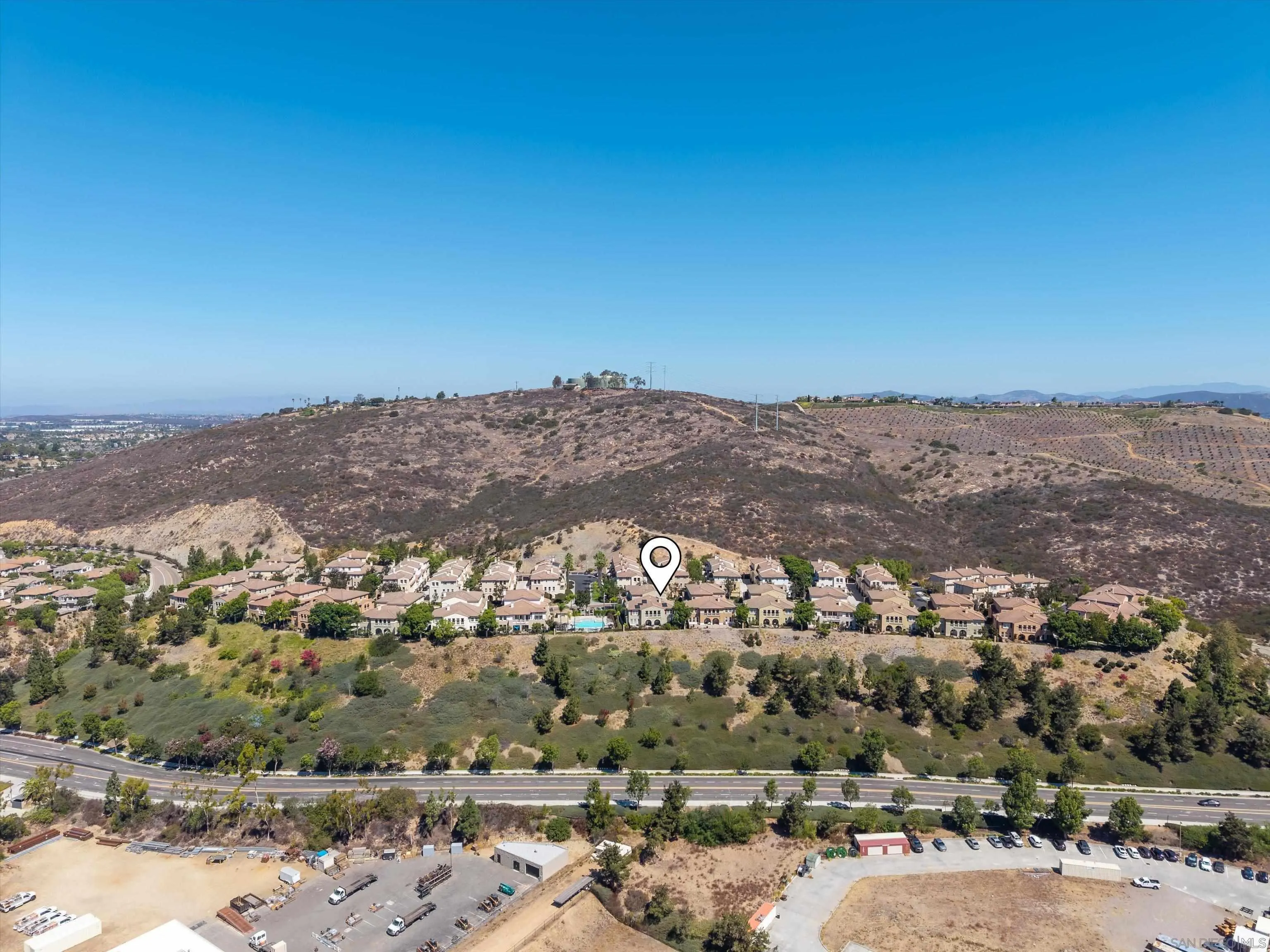 https://cdn.realtyfeed.com/cdn/127/260021877/43e78440d540e6505d9c1f9aa907c2f6.webp