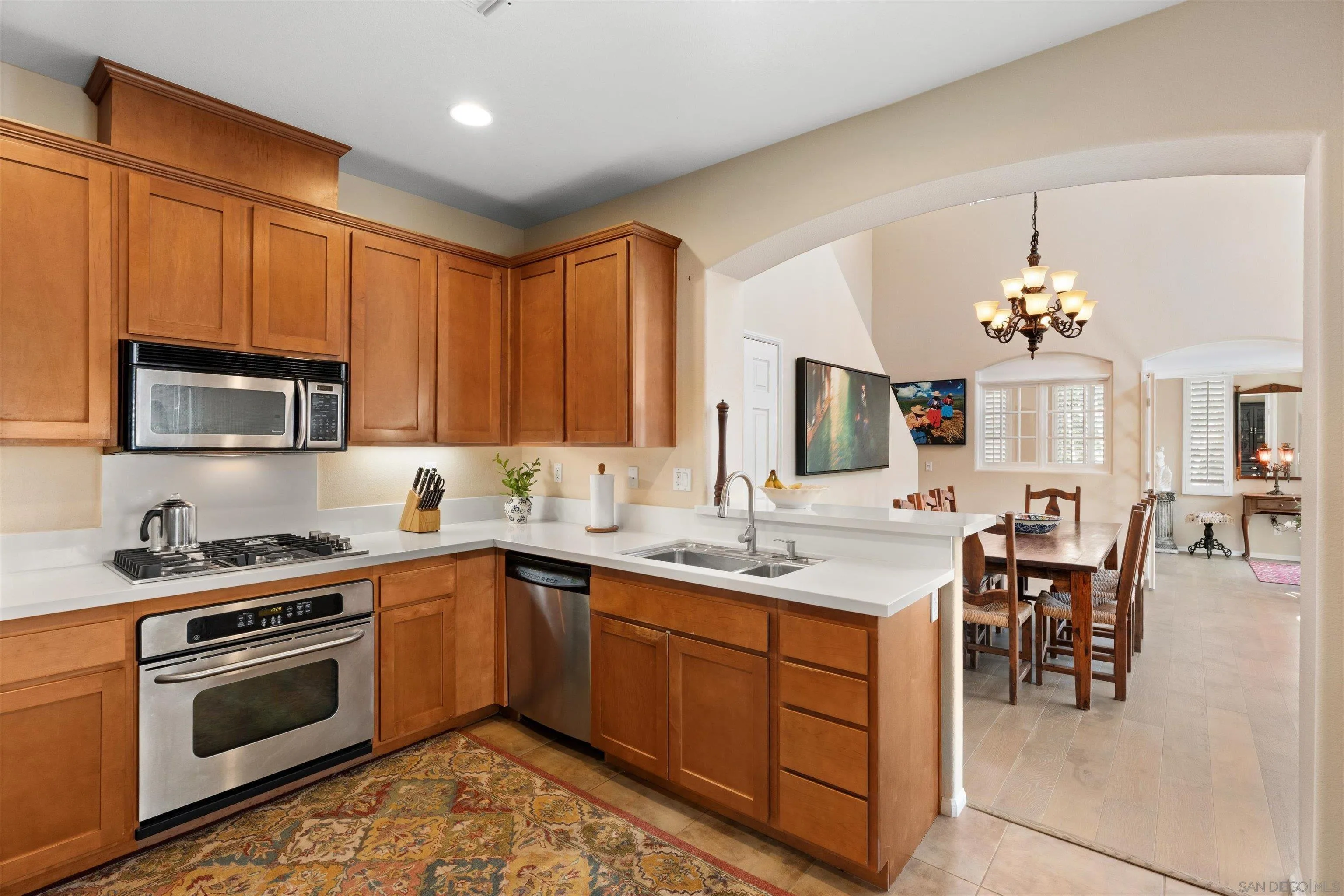 https://cdn.realtyfeed.com/cdn/127/260021877/6c795c355cb0a386e5b80c72ffe29cd9.webp