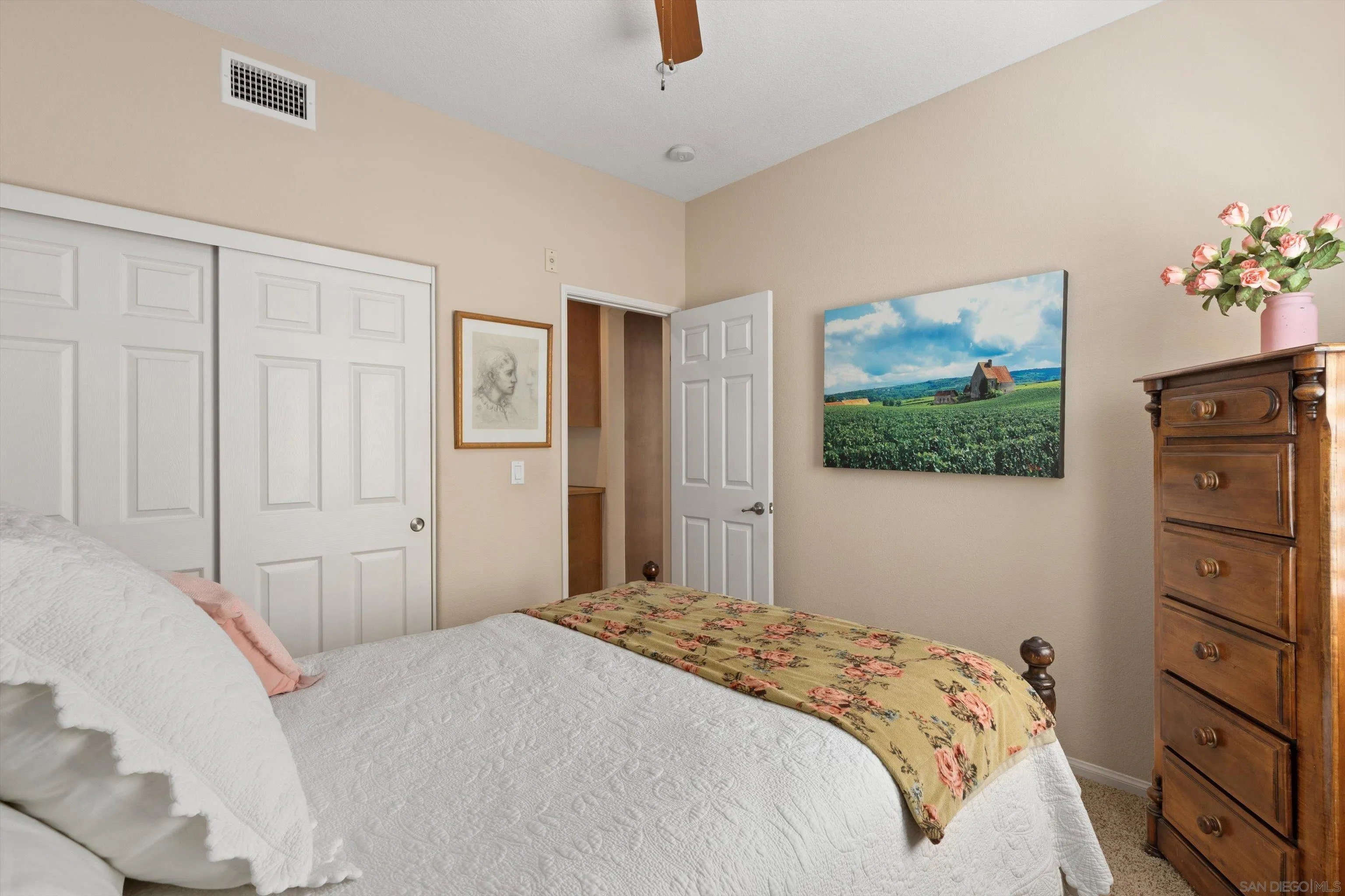 https://cdn.realtyfeed.com/cdn/127/260021877/7793697921e4ea6c400c0aa1a17f7a1b.webp