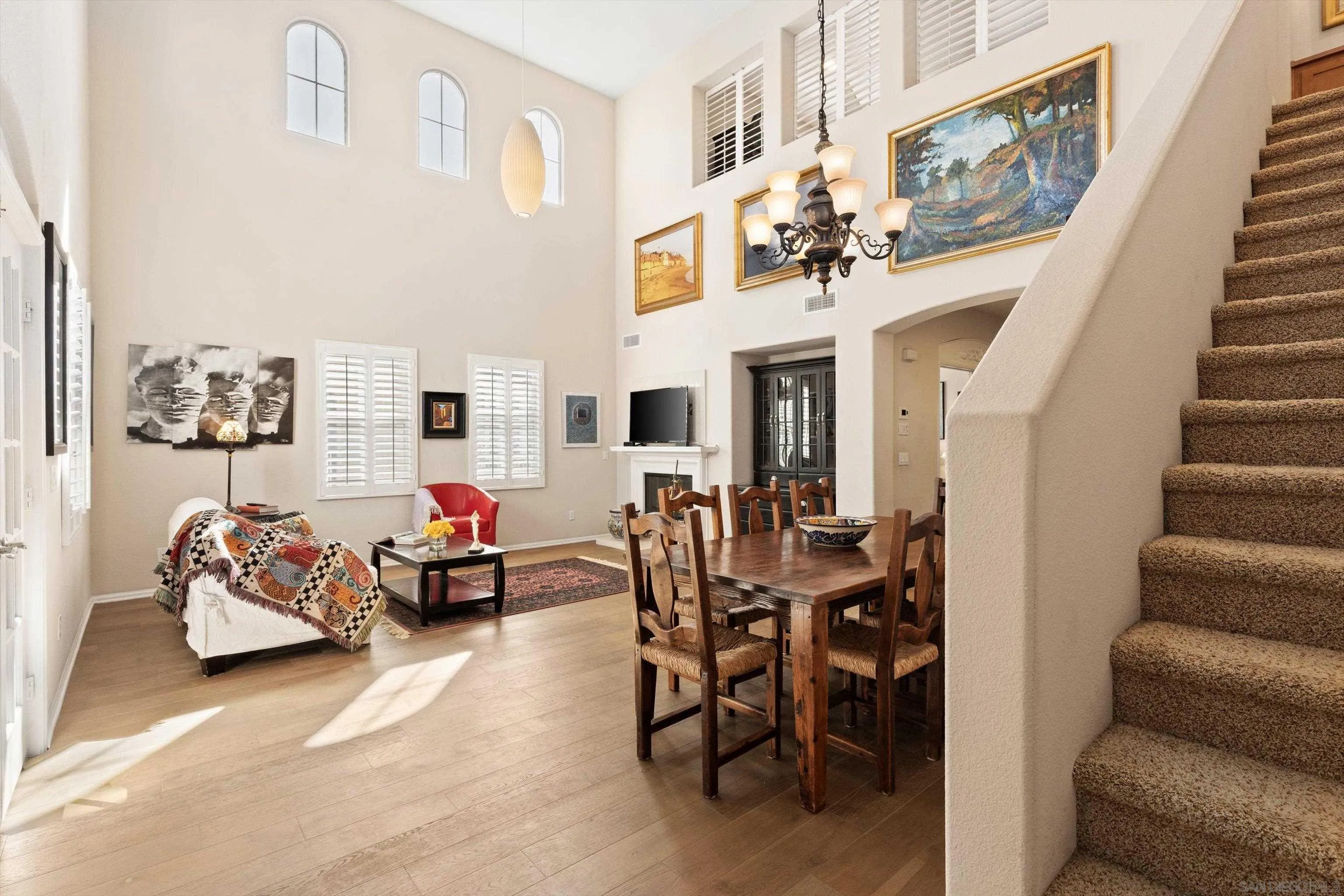 https://cdn.realtyfeed.com/cdn/127/260021877/f34c3f1c6e0e46758389de8f6193616a.webp