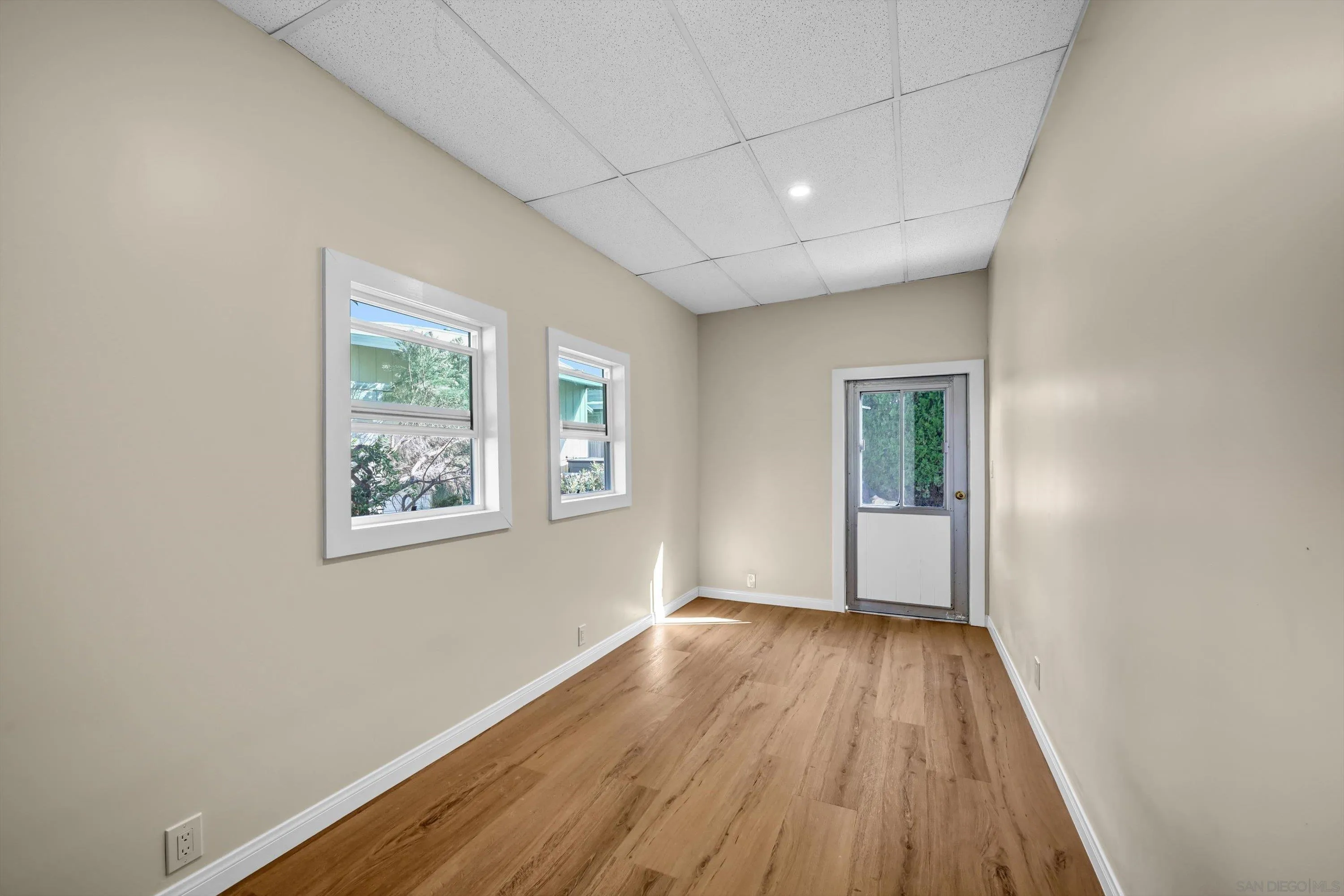 https://cdn.realtyfeed.com/cdn/127/260021885/2228bb059f5602473a37421306958d47.webp
