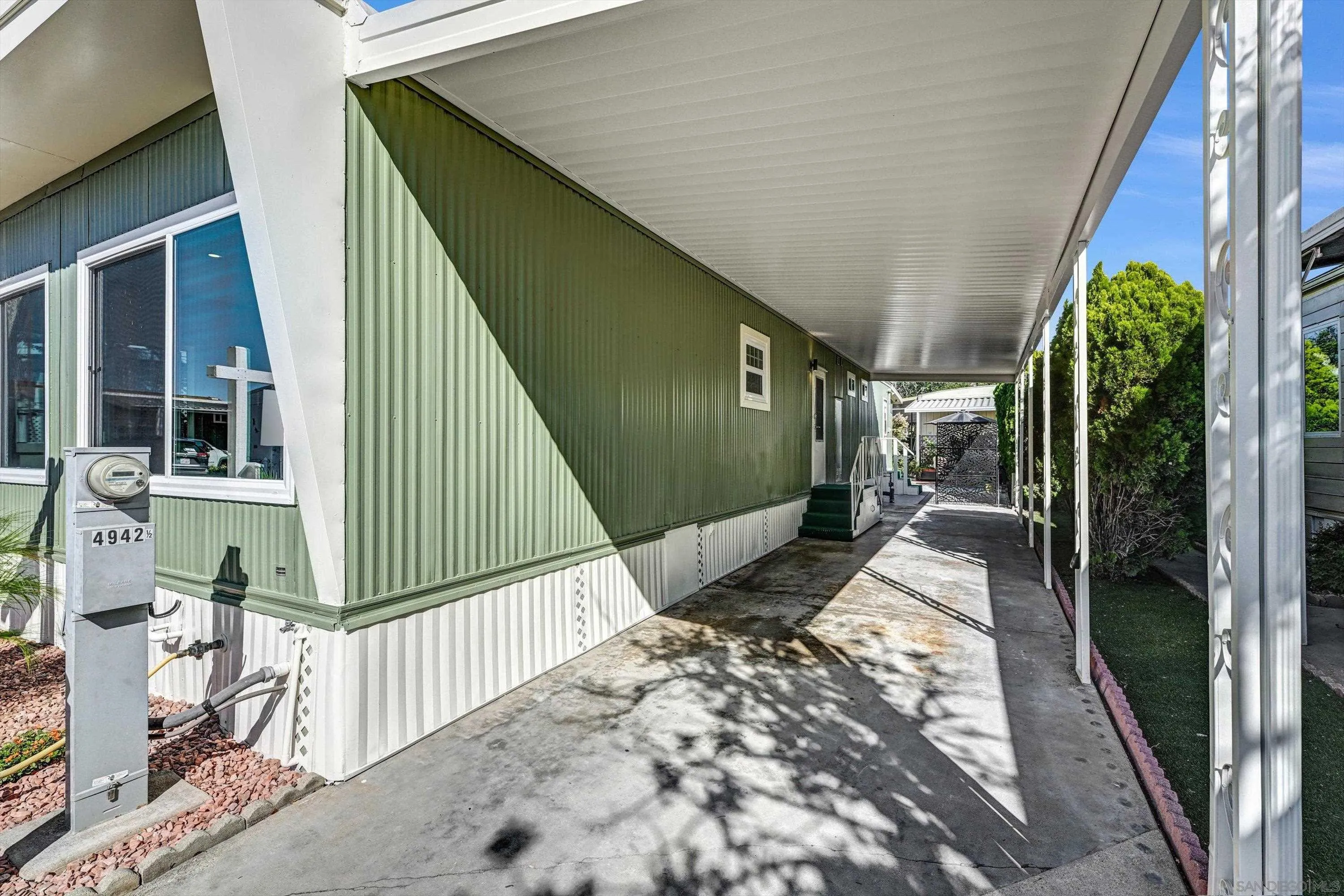https://cdn.realtyfeed.com/cdn/127/260021885/5a6d54817baa2ceb88cb614cc05a36c6.webp