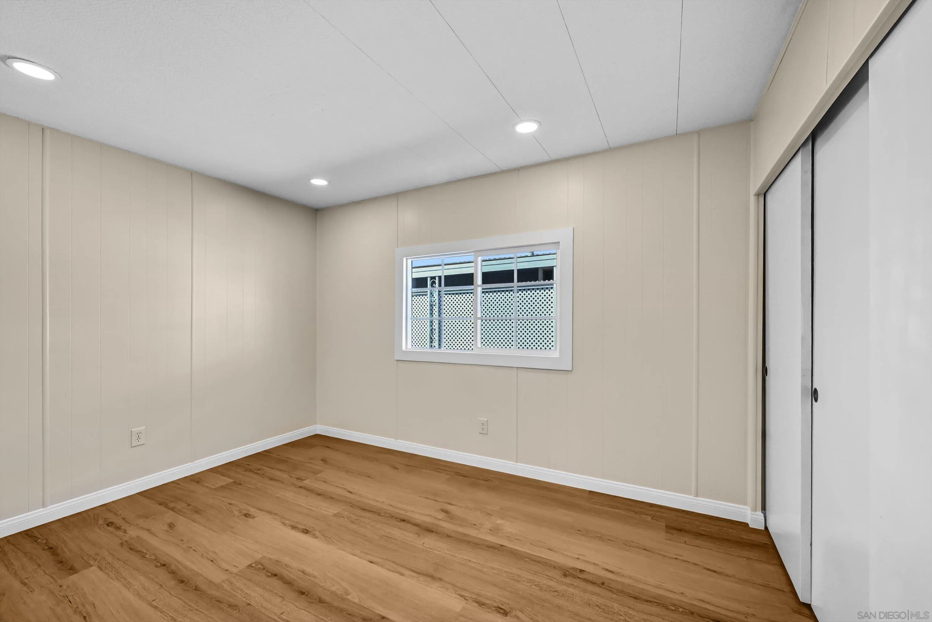 https://cdn.realtyfeed.com/cdn/127/260021885/8eb9c877c88c367caf14c36455ce1e48.webp