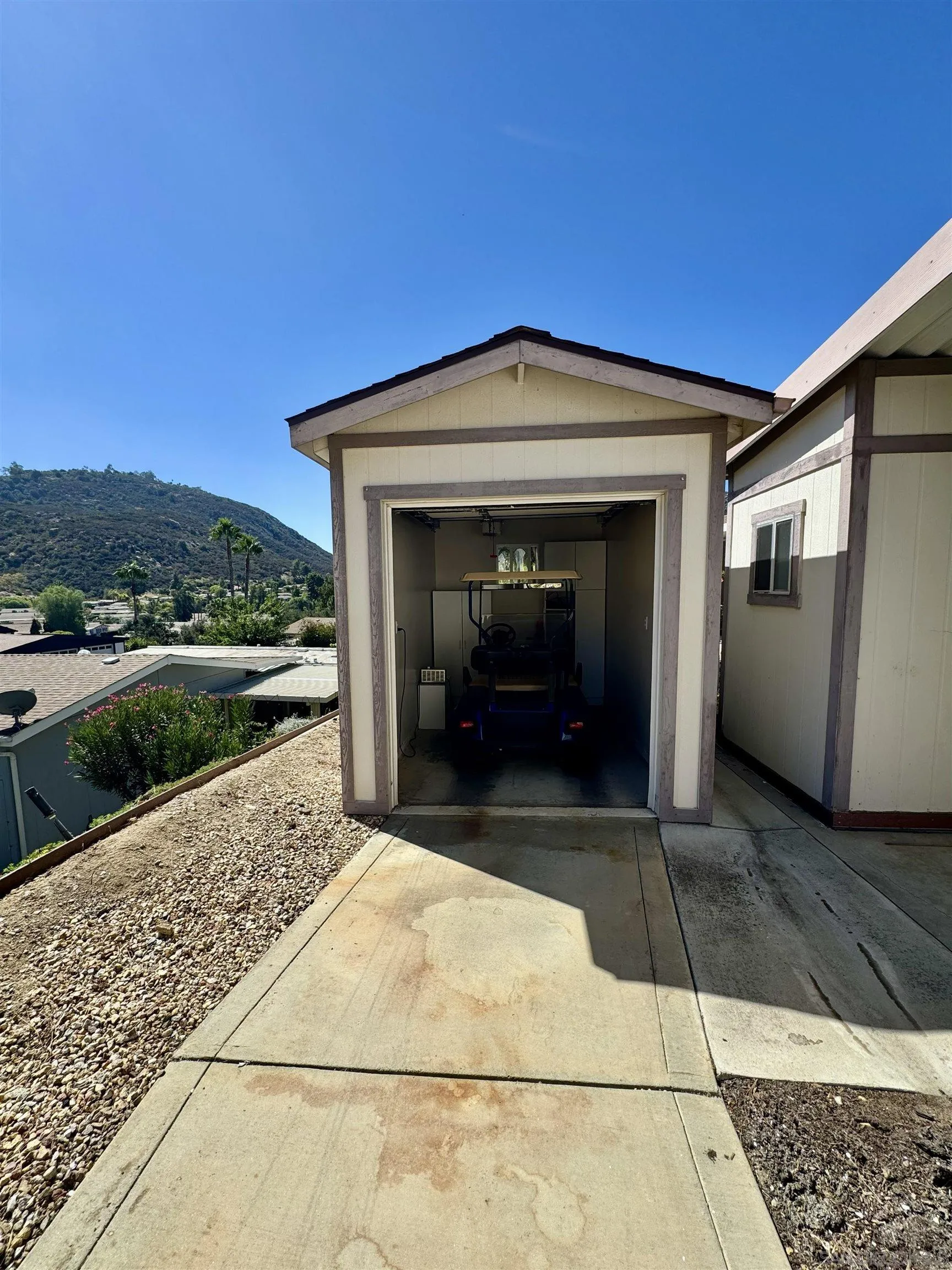 https://cdn.realtyfeed.com/cdn/127/260021888/ab6ccd6793ce6c88e351e2c477ae02a5.webp