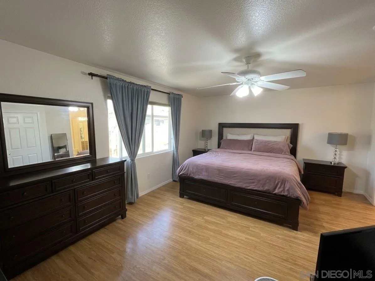 https://cdn.realtyfeed.com/cdn/127/260021890/09f6a4aff81756ef4cfb292ba4cddd29.webp