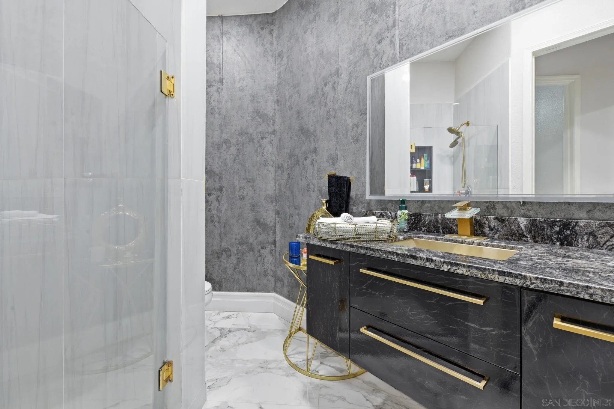 https://cdn.realtyfeed.com/cdn/127/260021893/0a2068bb9a2c633d8f70834f17894c4a.webp