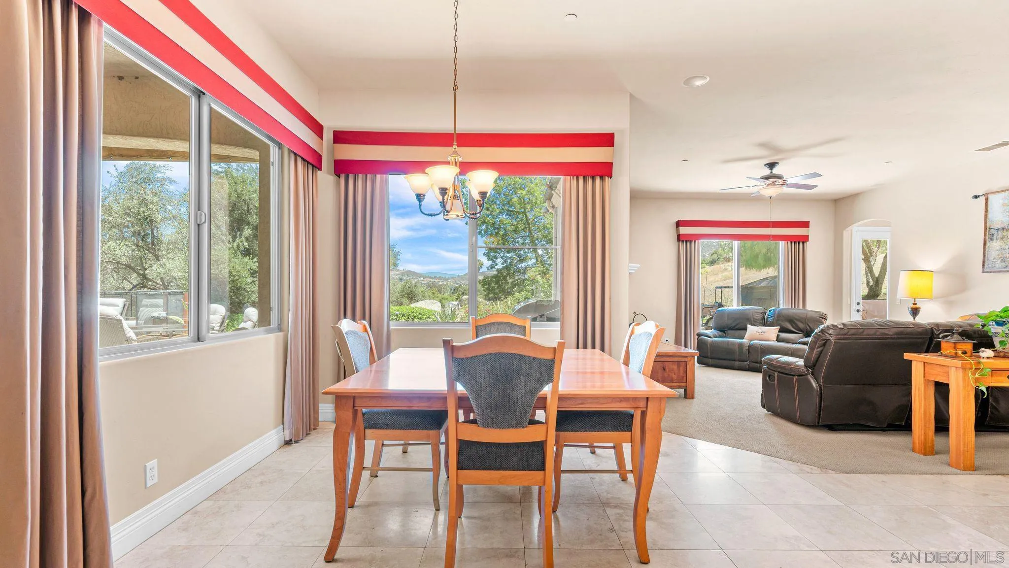 https://cdn.realtyfeed.com/cdn/127/260021894/1d1a270c46a31d0f6d8dd098c458521b.webp