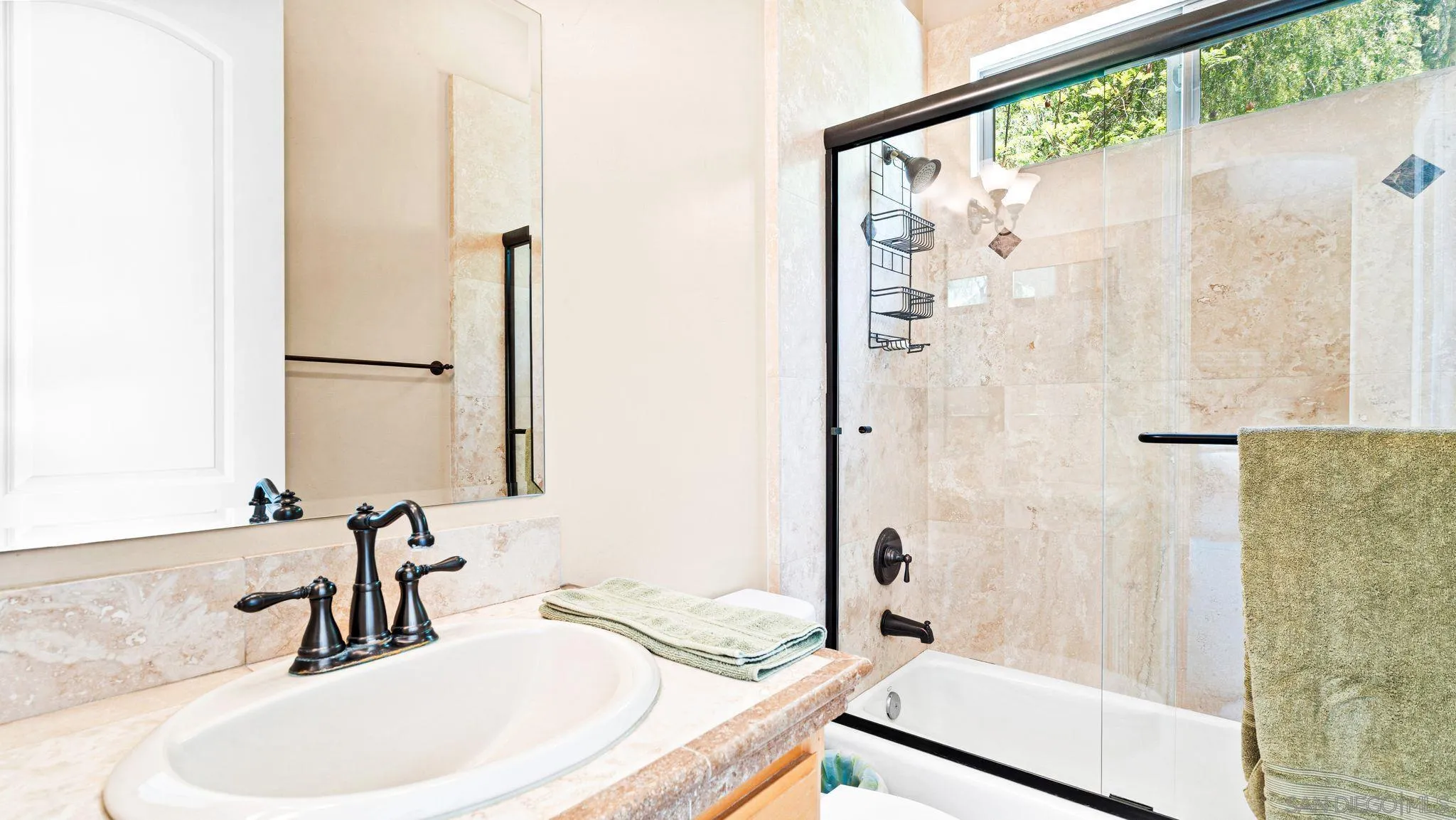 https://cdn.realtyfeed.com/cdn/127/260021894/59e90f5f6f6c841145f17ab49c1cef29.webp
