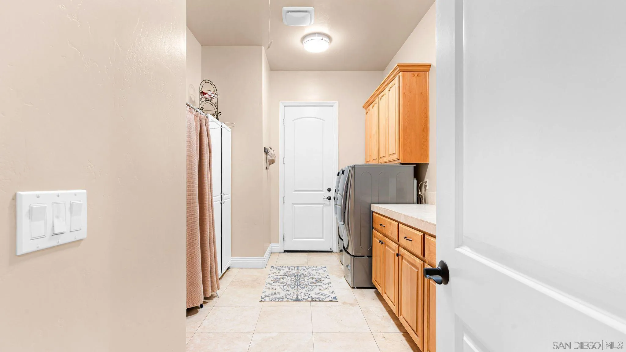 https://cdn.realtyfeed.com/cdn/127/260021894/cbfa51ecabffd29265c502ca44b2634e.webp