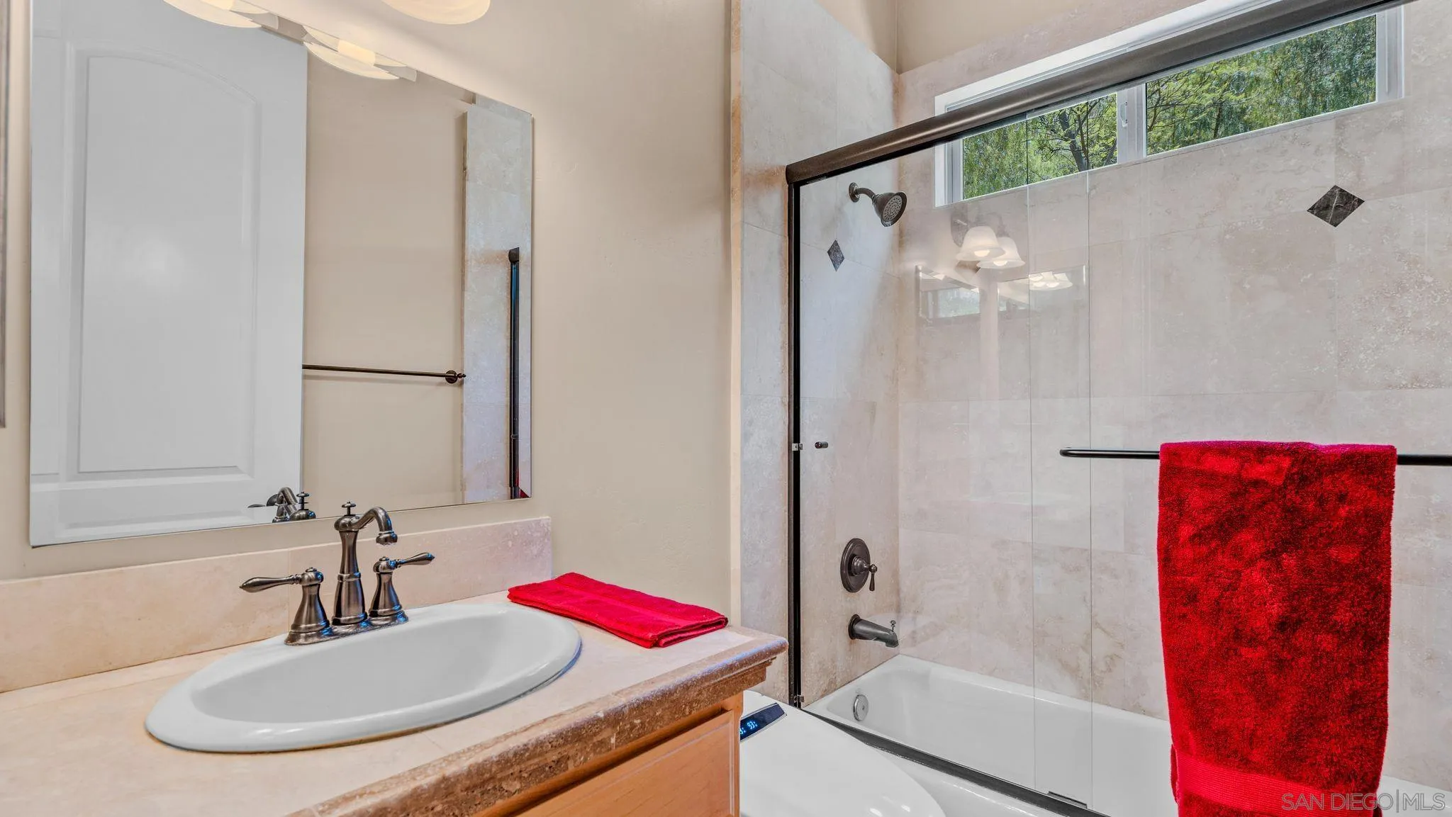 https://cdn.realtyfeed.com/cdn/127/260021894/cf69d1d670a6915cd9b68b7d1d966fb1.webp