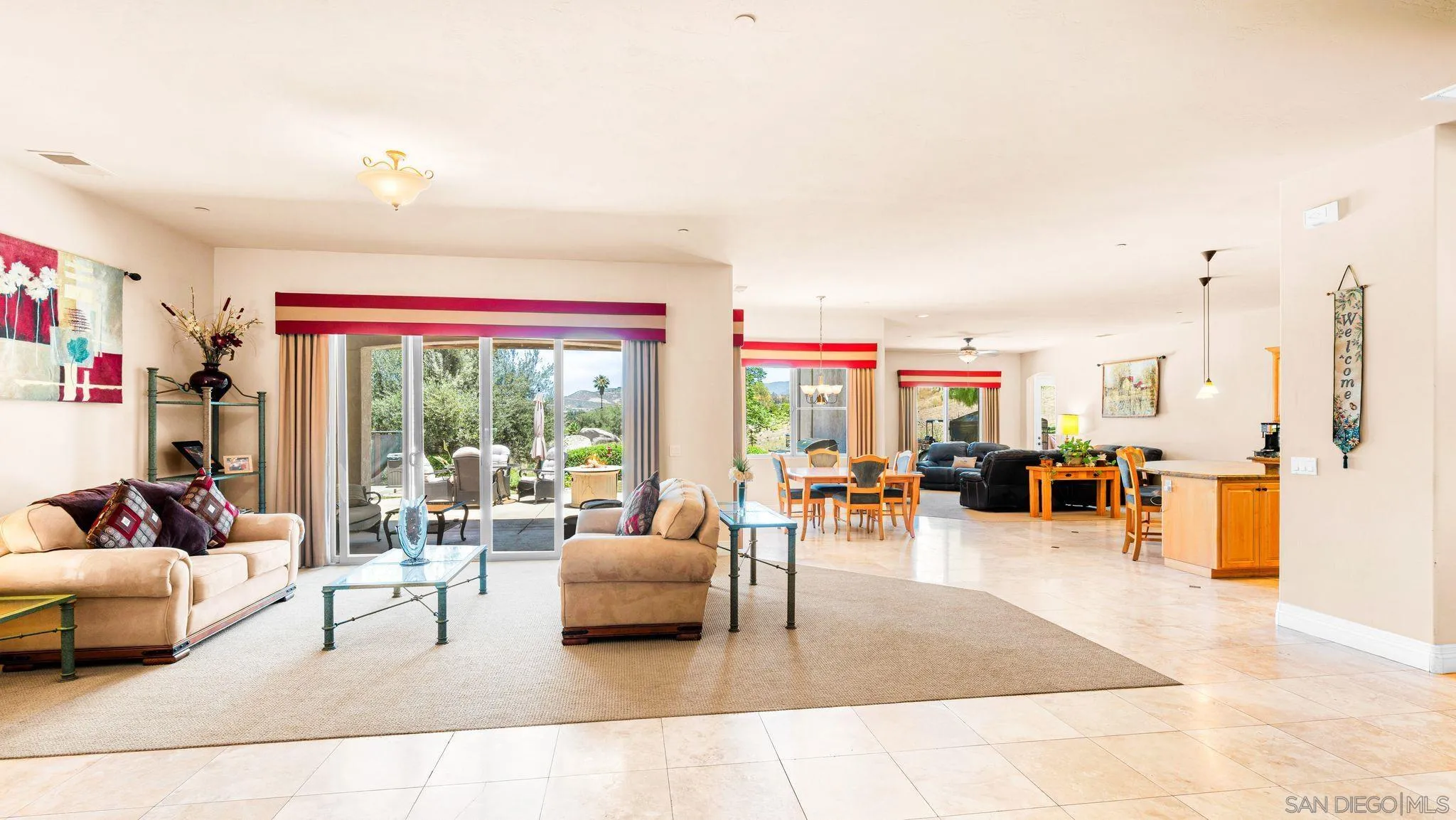 https://cdn.realtyfeed.com/cdn/127/260021894/d5249347d93f13154ff33ebabe08c46a.webp
