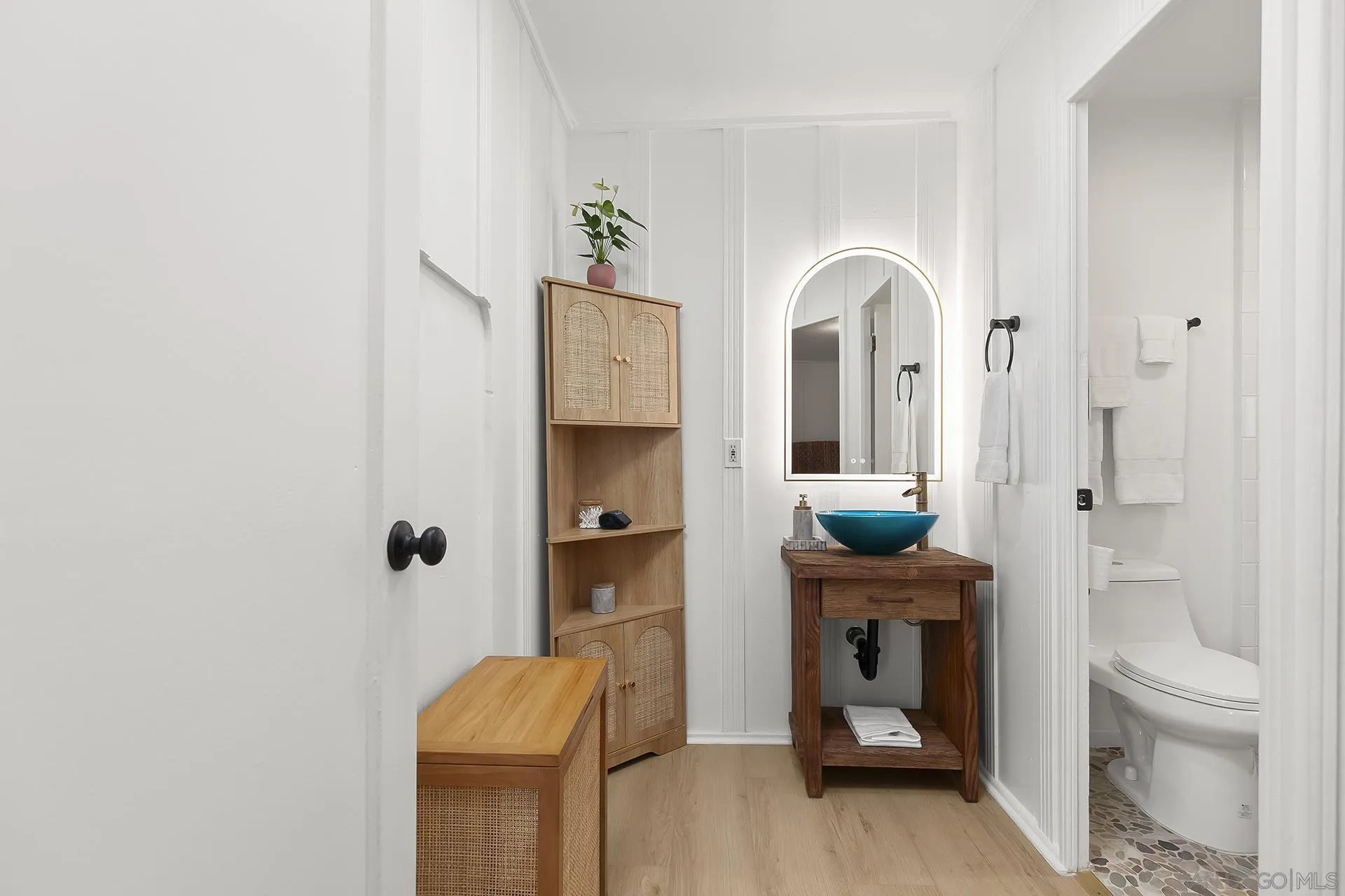 https://cdn.realtyfeed.com/cdn/127/260021896/0c9f4b0862109bddaa95968486e97bde.webp