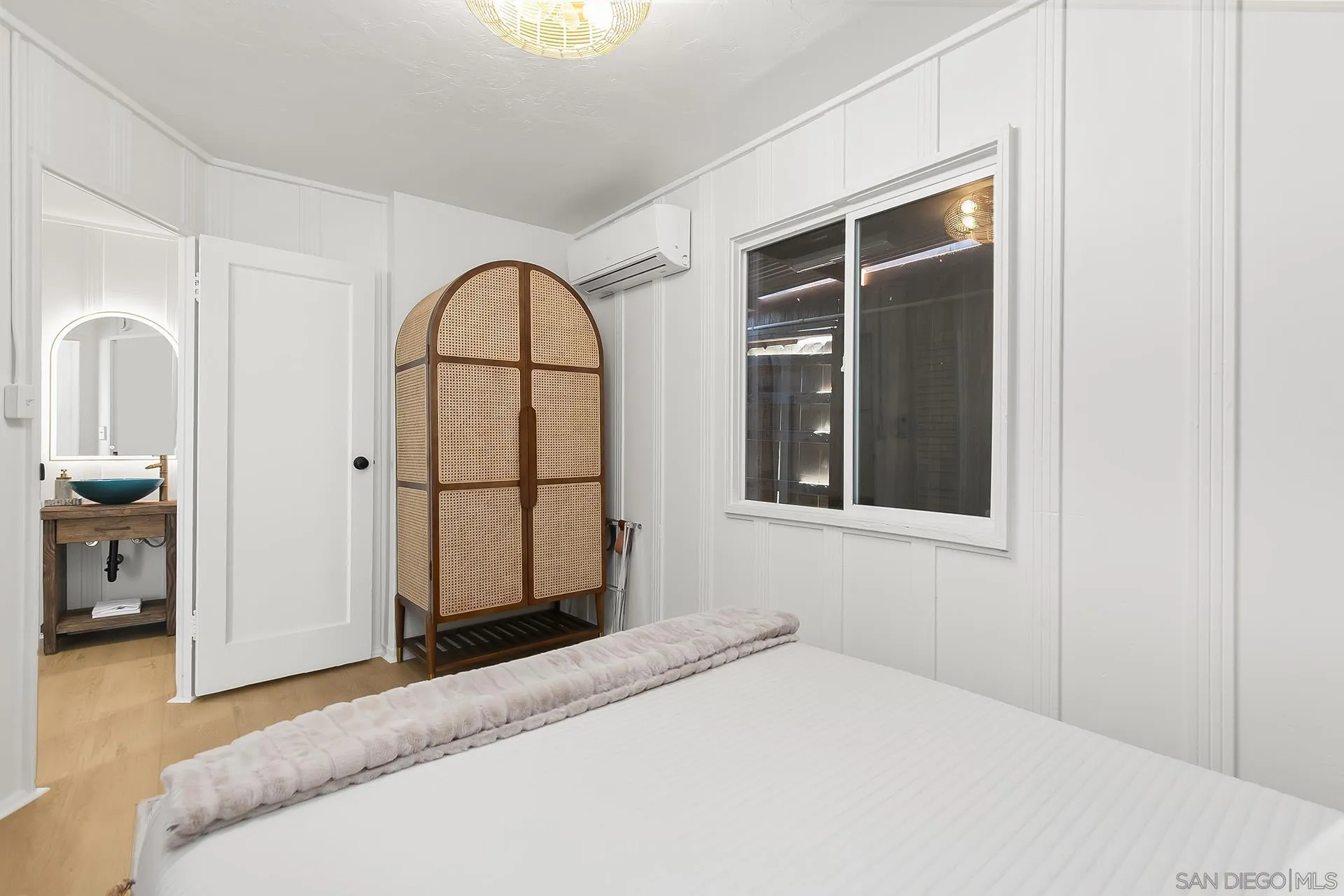 https://cdn.realtyfeed.com/cdn/127/260021896/2c0a78b9bc7952794616261a26e51606.webp