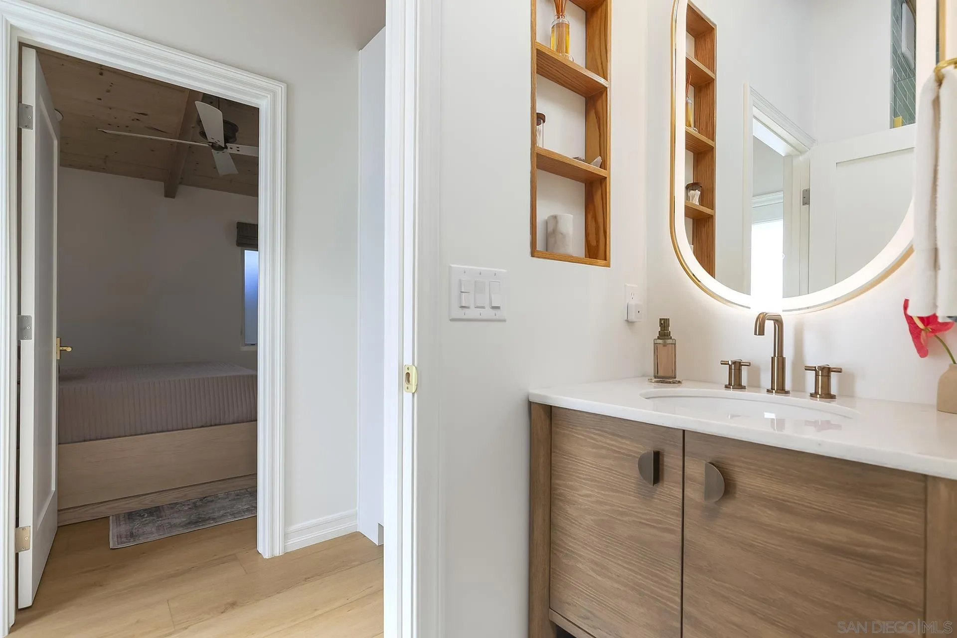 https://cdn.realtyfeed.com/cdn/127/260021896/4bb4b0c43a4155ff3f6fd5925db59d0a.webp