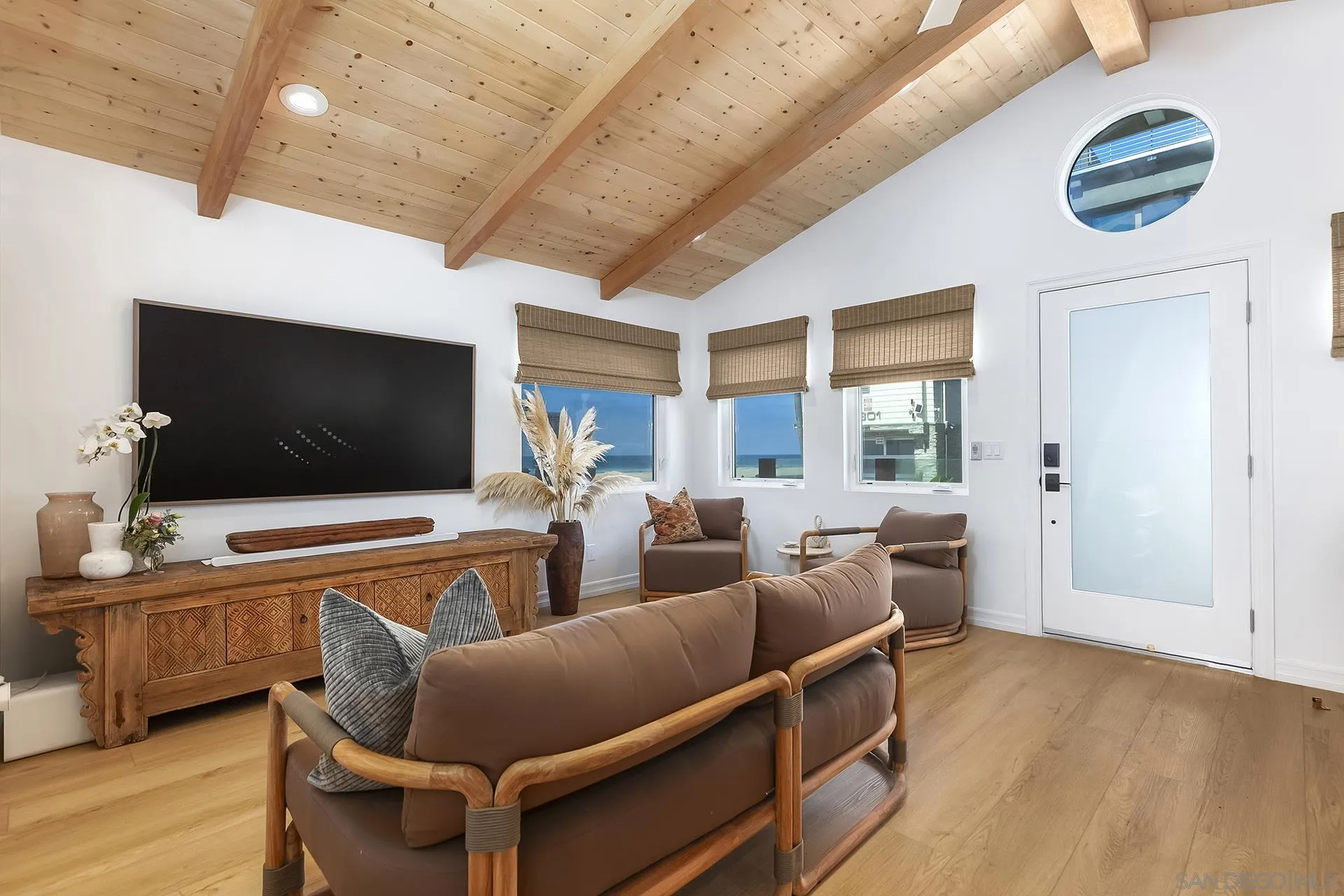 https://cdn.realtyfeed.com/cdn/127/260021896/d2780d62aa94382d79a31322027740ae.webp