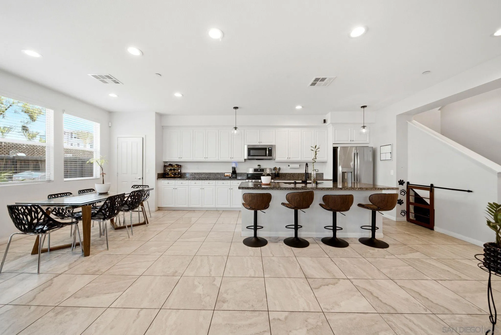 1165 Calle Oroblanco Unit 1, Chula Vista, CA 91913 - Photo 3 of 20, Chula Vista, CA