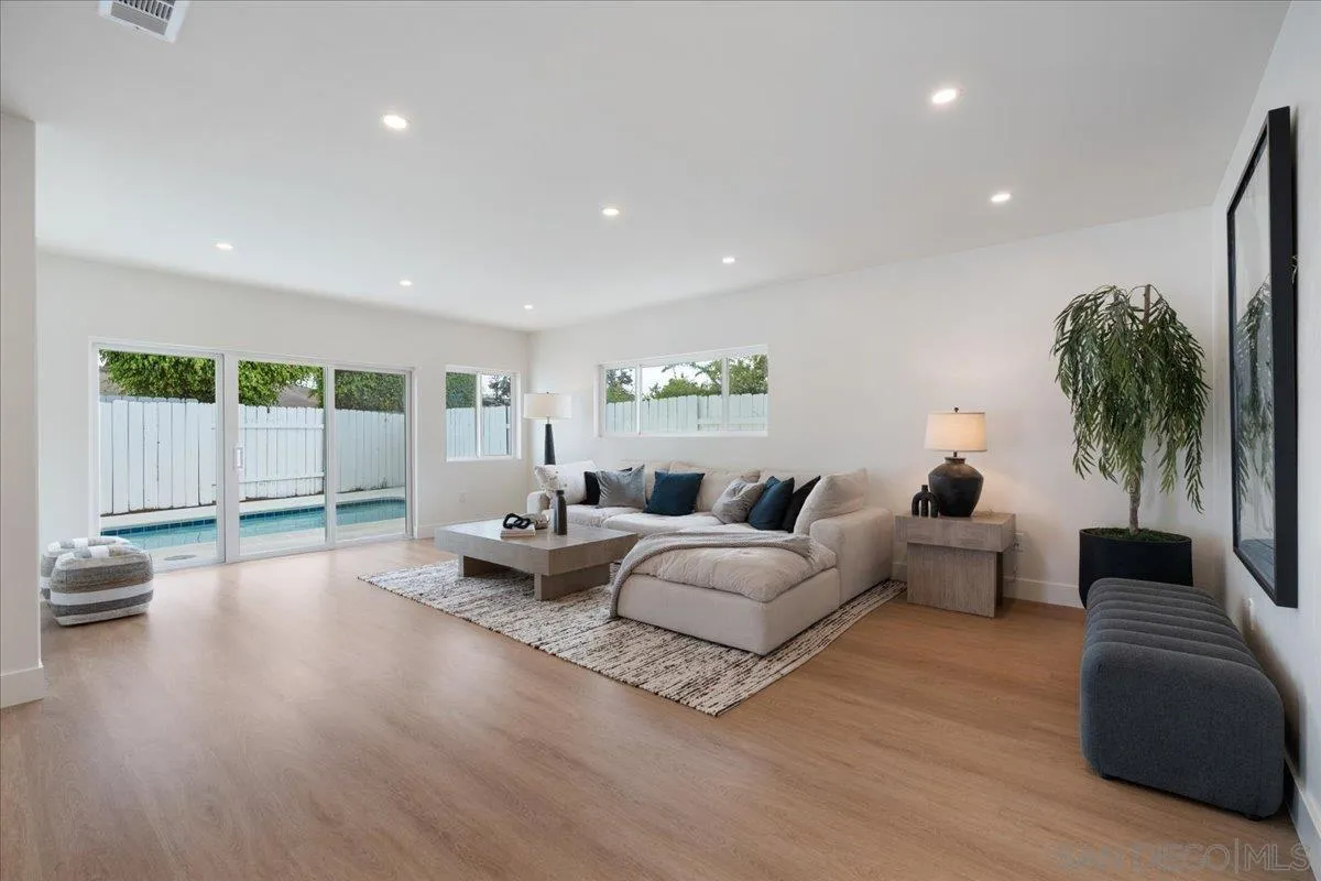 https://cdn.realtyfeed.com/cdn/127/260021899/0367933a30468ca5861aaca5118b6d5e.webp
