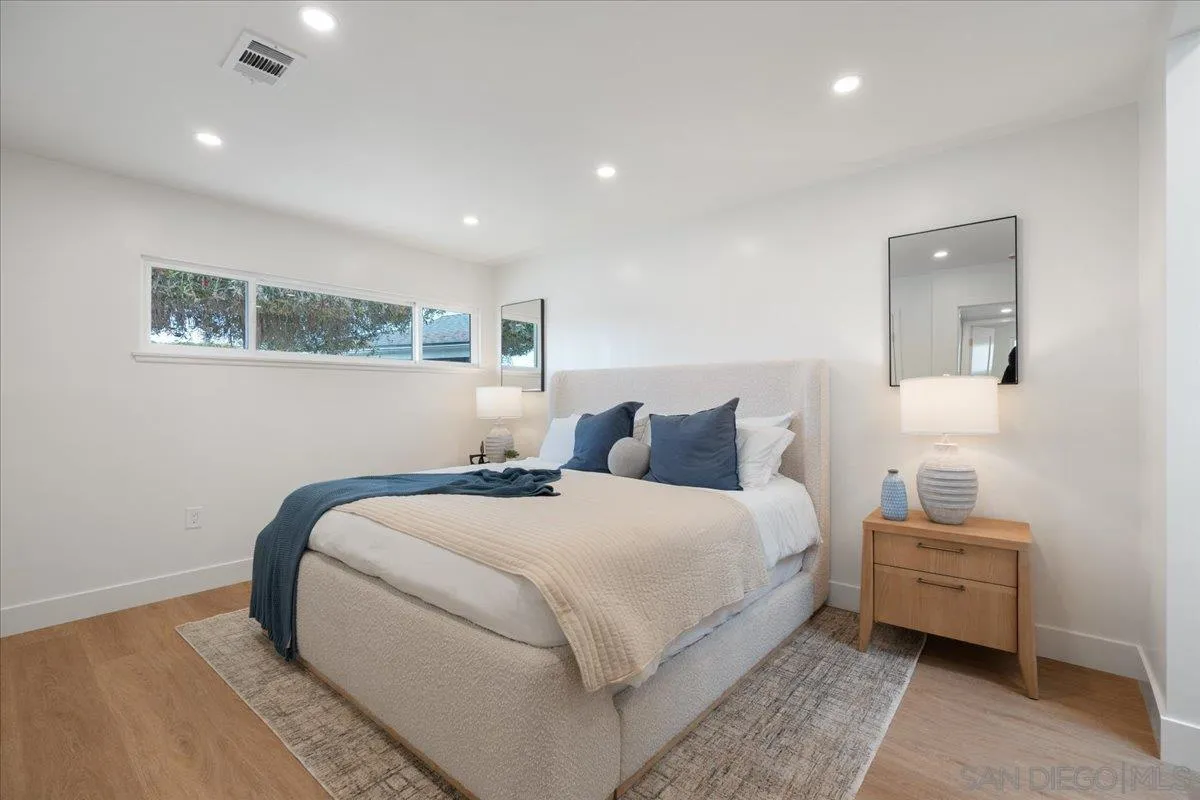 https://cdn.realtyfeed.com/cdn/127/260021899/04fc79427a4a677f54f9a29c724f38dd.webp