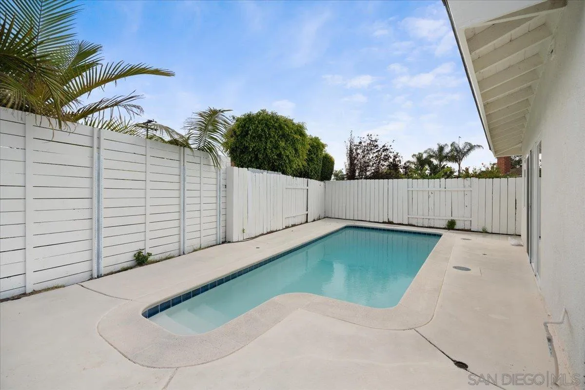 https://cdn.realtyfeed.com/cdn/127/260021899/41834dd54f4ee2d1908dee7a4ad09839.webp