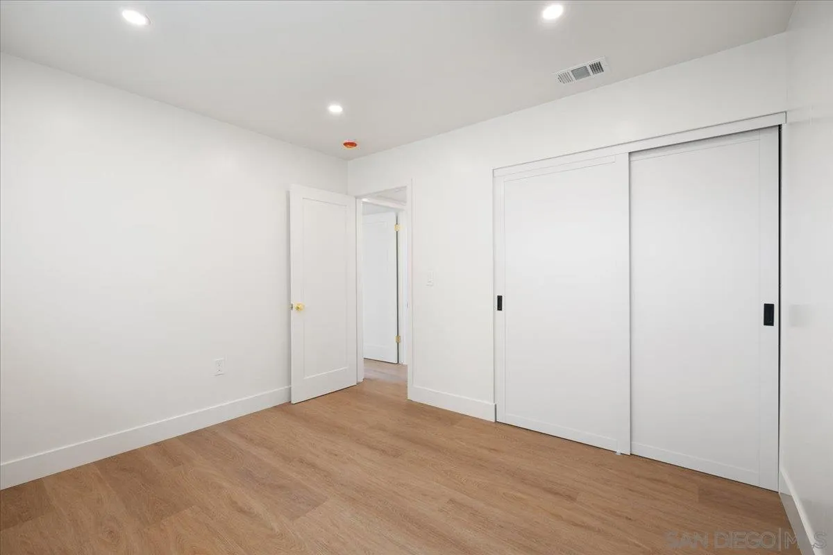 https://cdn.realtyfeed.com/cdn/127/260021899/aea7fc331f9eec22c77eca4a9ace2f78.webp