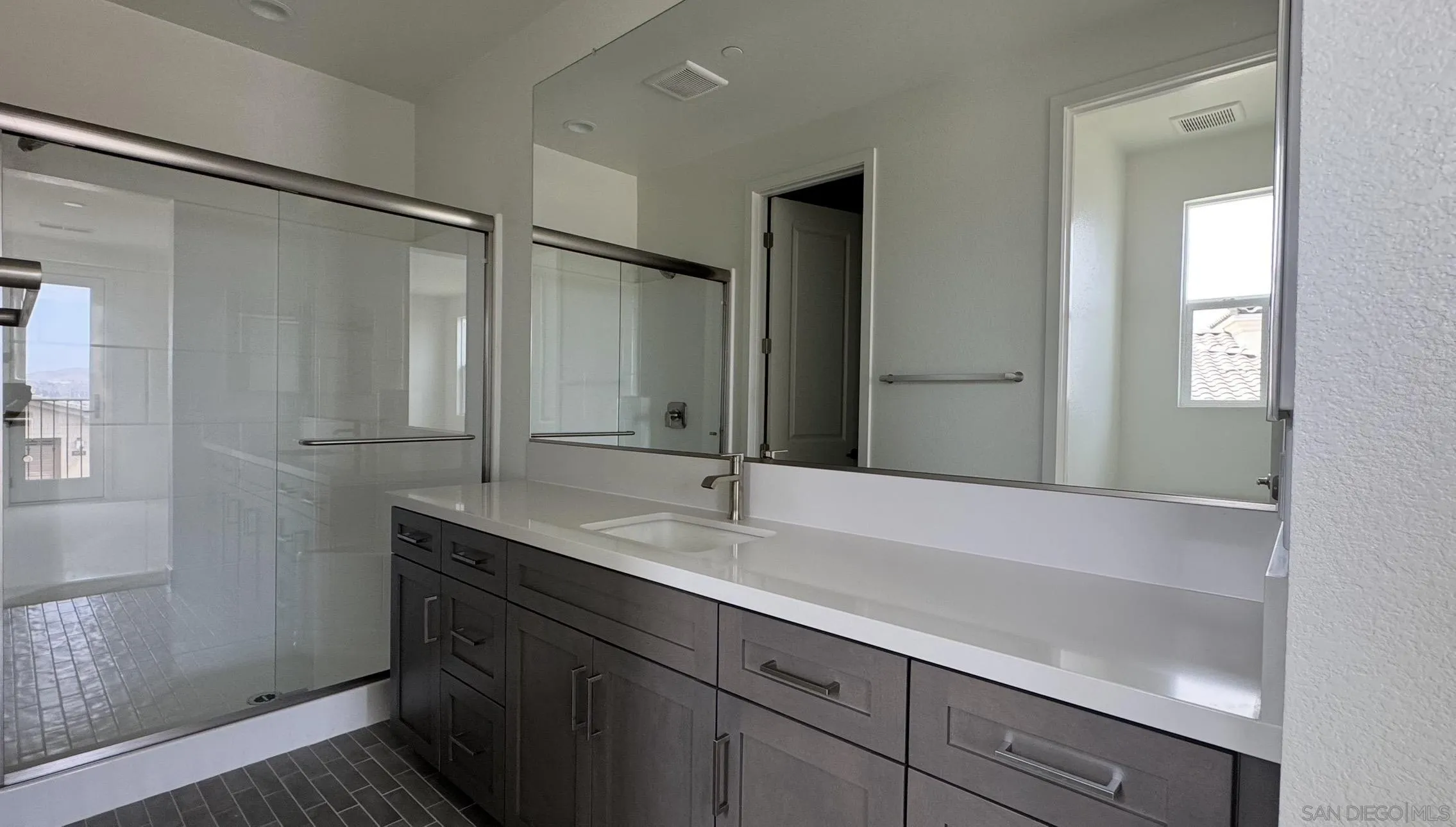 https://cdn.realtyfeed.com/cdn/127/260021901/02c9442fc6a62824d9a9f5c9c6272835.webp