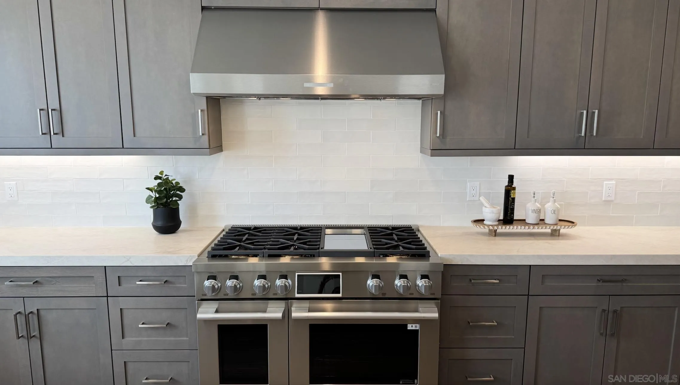 https://cdn.realtyfeed.com/cdn/127/260021901/97284e2db2abe210fb62f16c516b4f88.webp