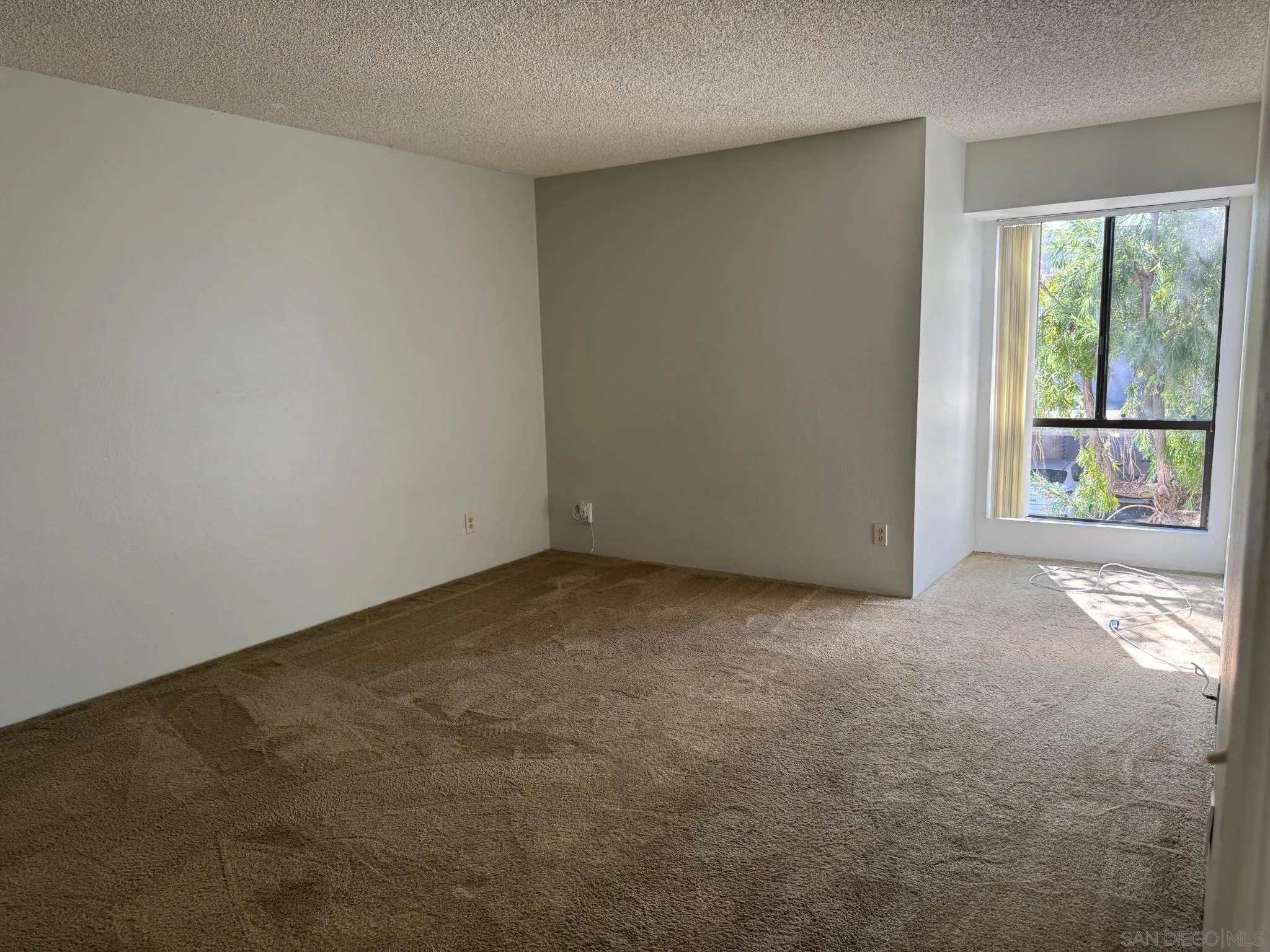 https://cdn.realtyfeed.com/cdn/127/260021904/91f86350110620be6093fb9d63f99a8a.webp