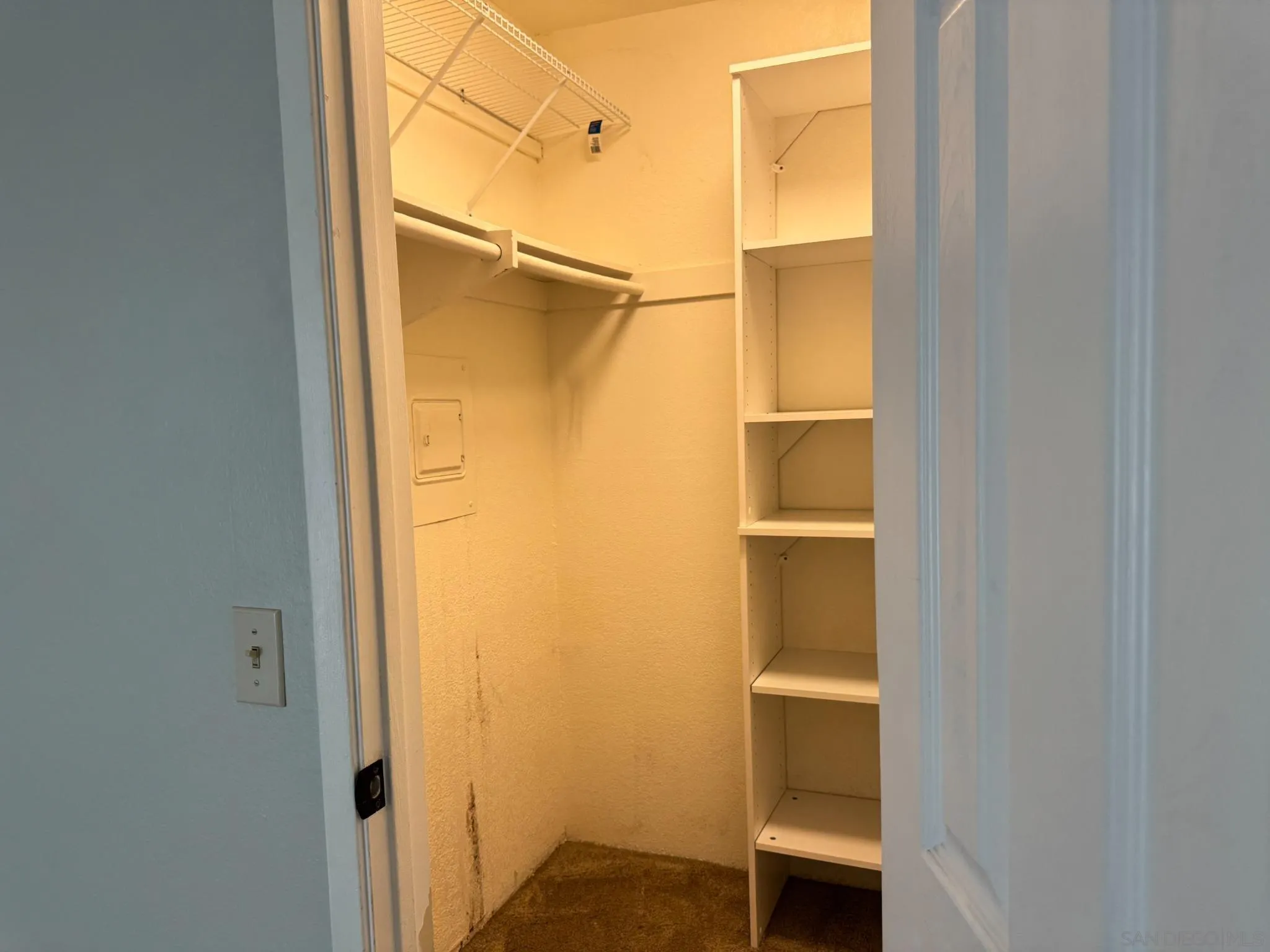 https://cdn.realtyfeed.com/cdn/127/260021904/b673ec6b254e6f4d37820fd144aca61e.webp