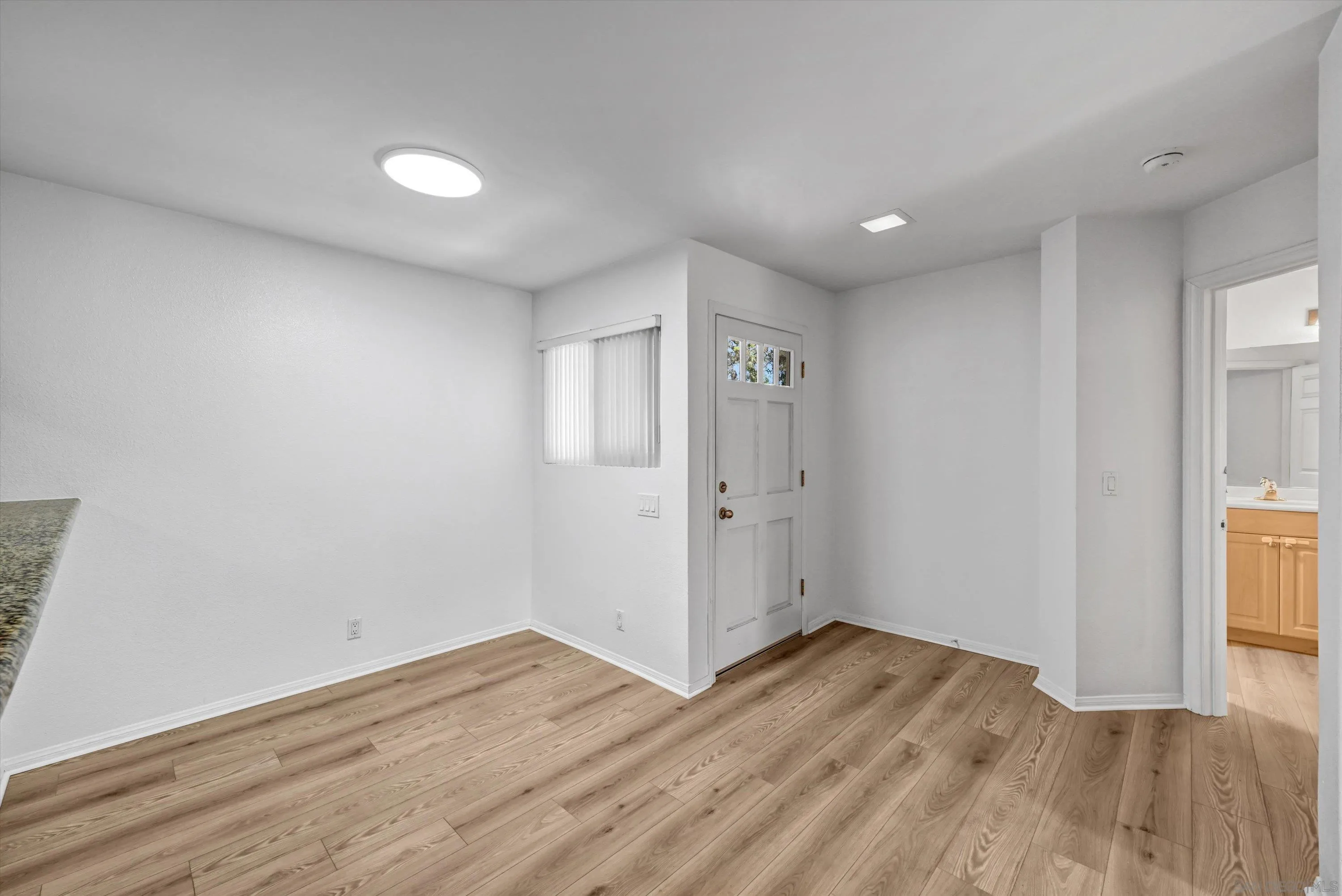 https://cdn.realtyfeed.com/cdn/127/260021908/3f54e0f6a34f5cec73f569fdfef03280.webp