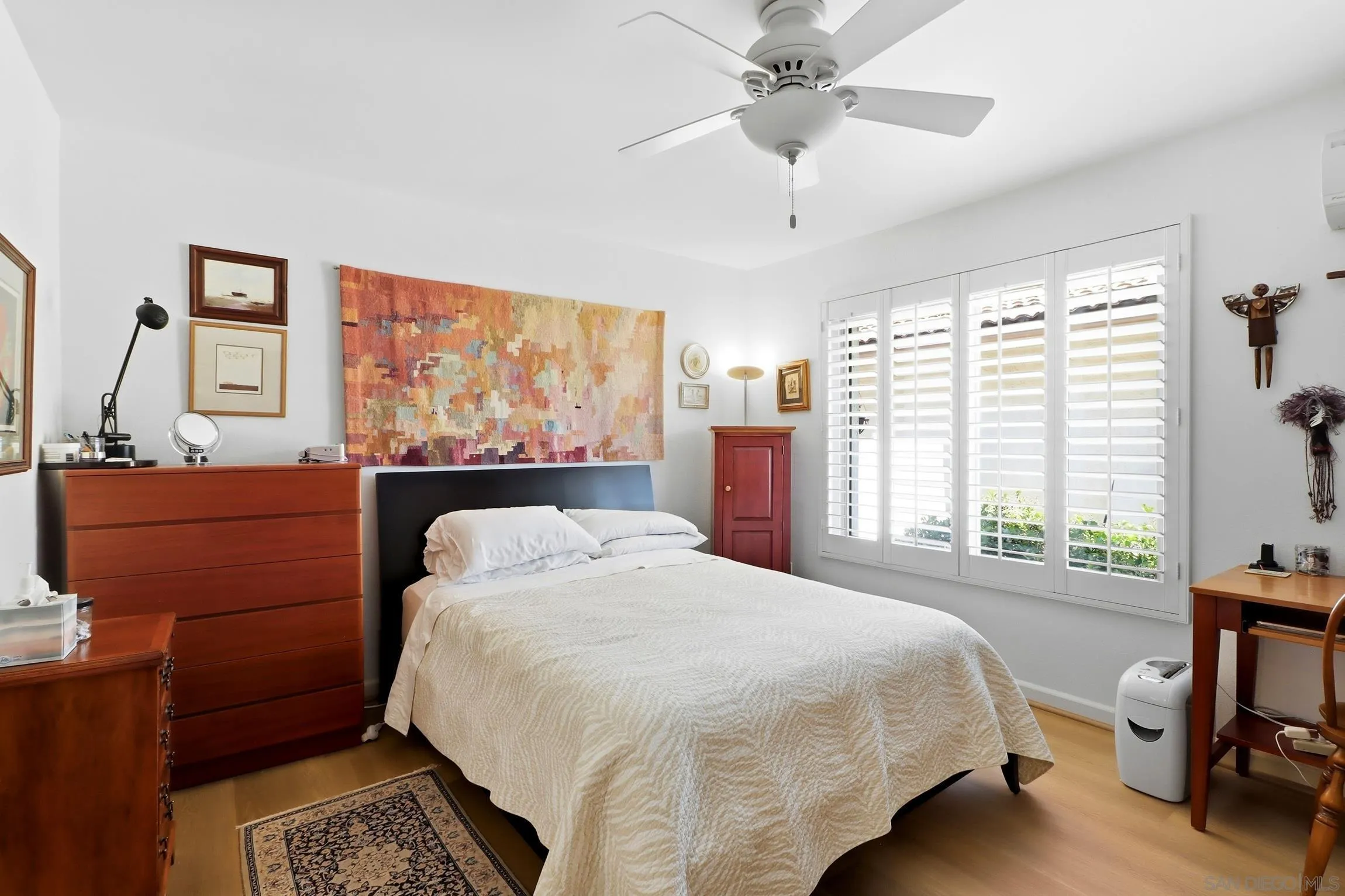 https://cdn.realtyfeed.com/cdn/127/260021919/2d356c22e5df140806d03a8e53b223b4.webp