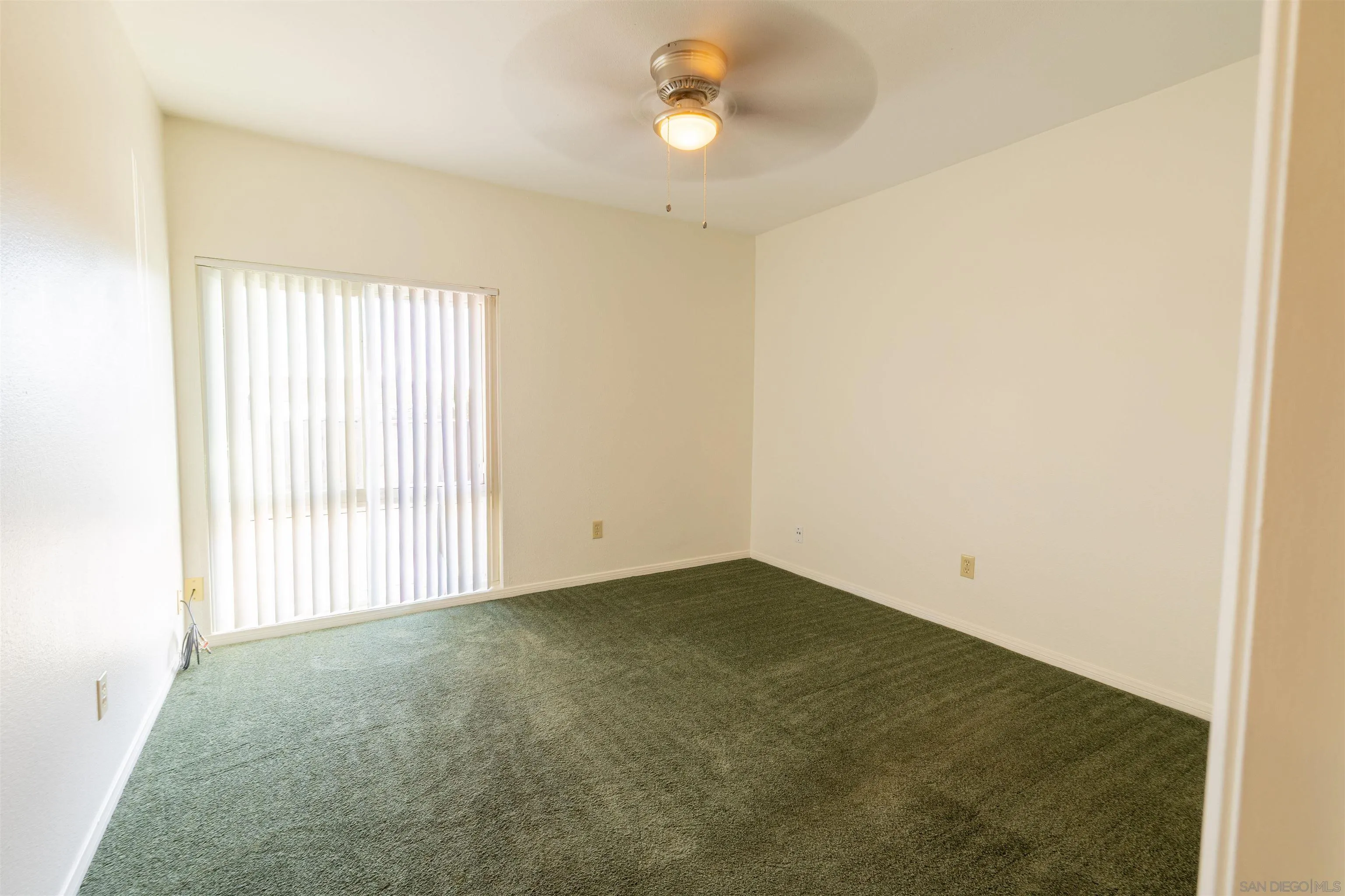 https://cdn.realtyfeed.com/cdn/127/260021923/7b89be840e058e4d12276c1a7a078169.webp