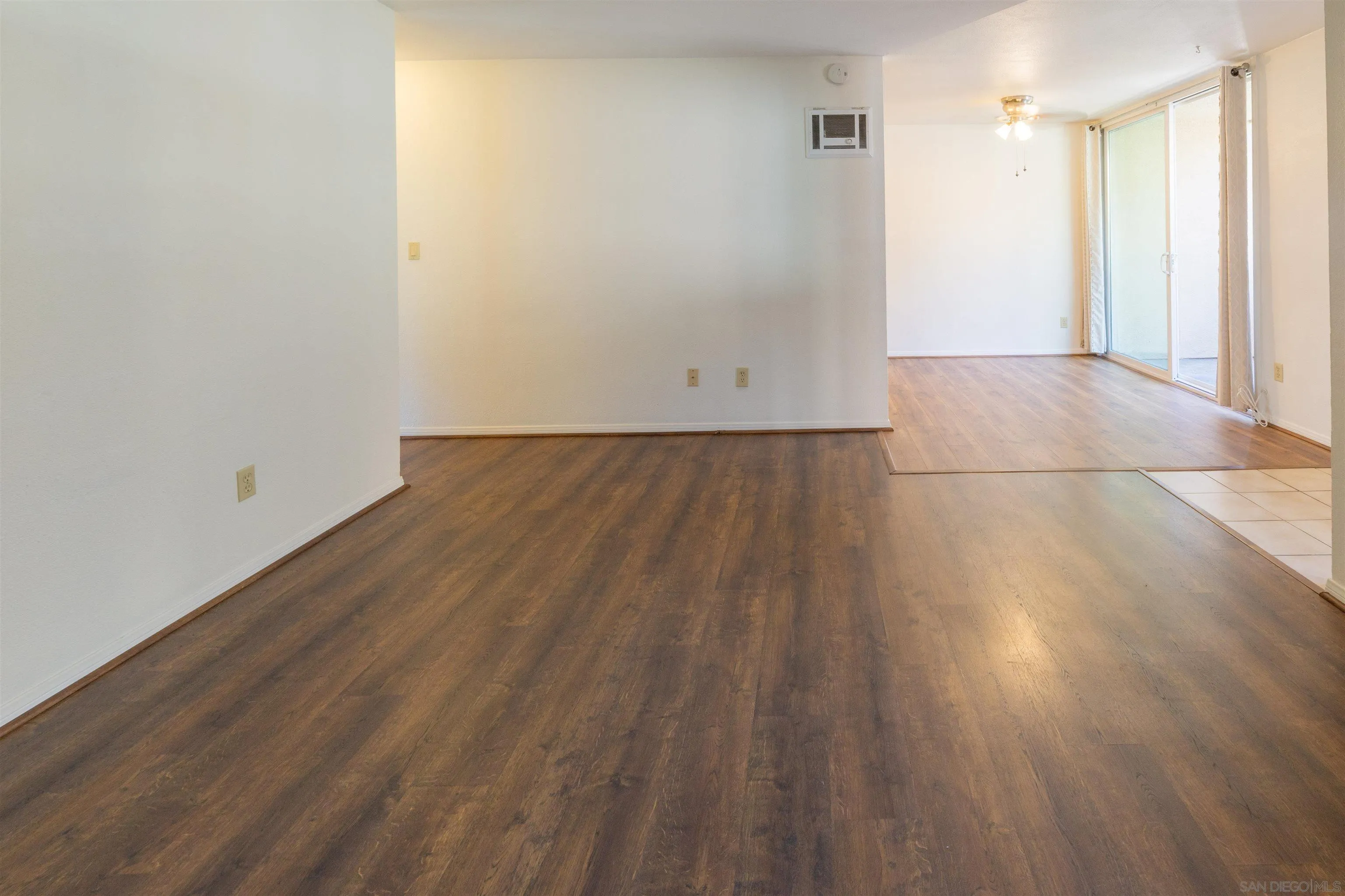https://cdn.realtyfeed.com/cdn/127/260021923/9252cdf339c6b8498209f696bf56c2e8.webp