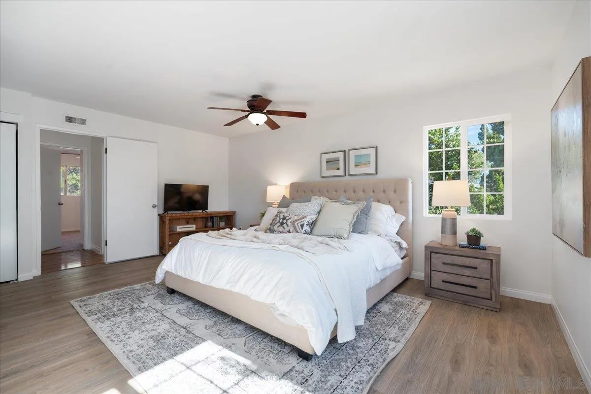 https://cdn.realtyfeed.com/cdn/127/260021924/38b23189325db14a2a50753407664b7c.webp