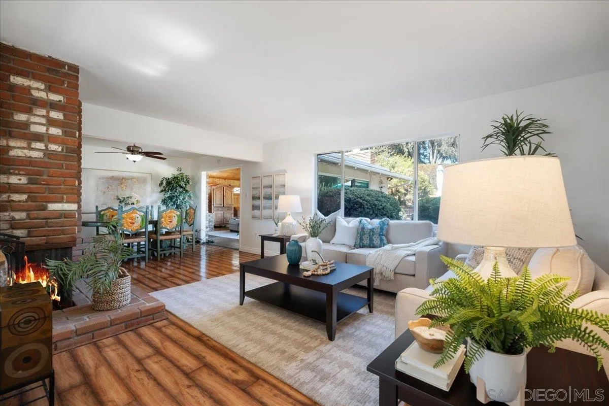 https://cdn.realtyfeed.com/cdn/127/260021924/3a8cc9992ce513b3ac4dae0e26e4d6f3.webp