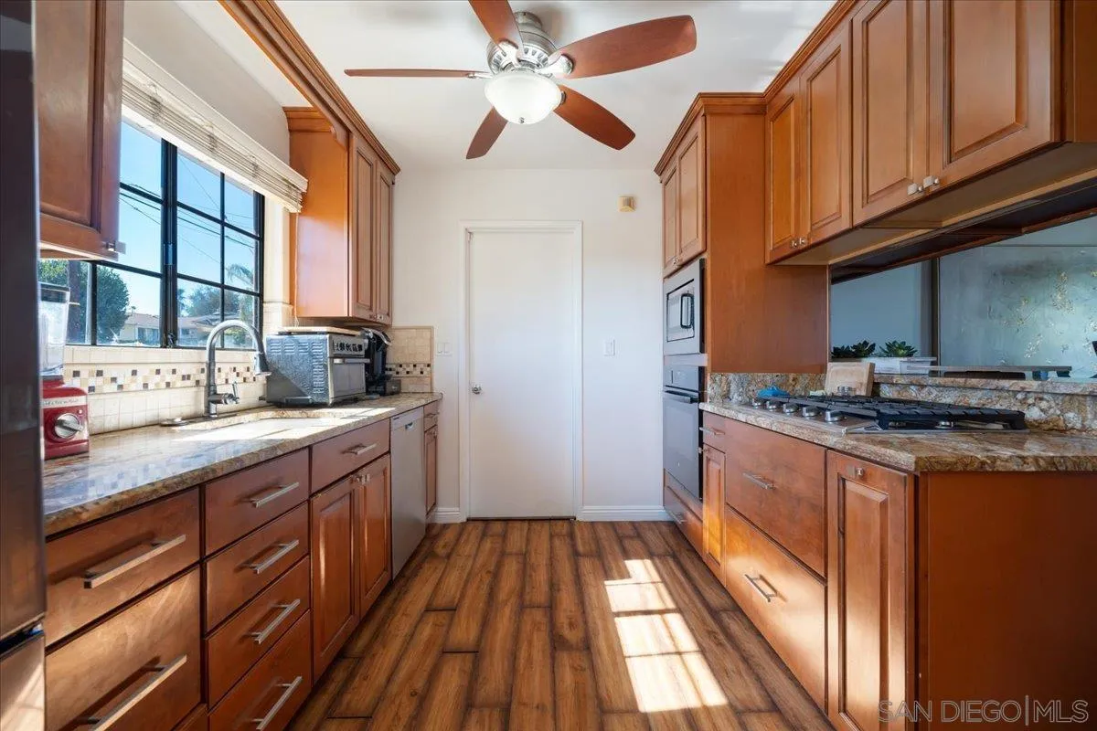 https://cdn.realtyfeed.com/cdn/127/260021924/440fafe33446bdcb76be96f1a0475028.webp