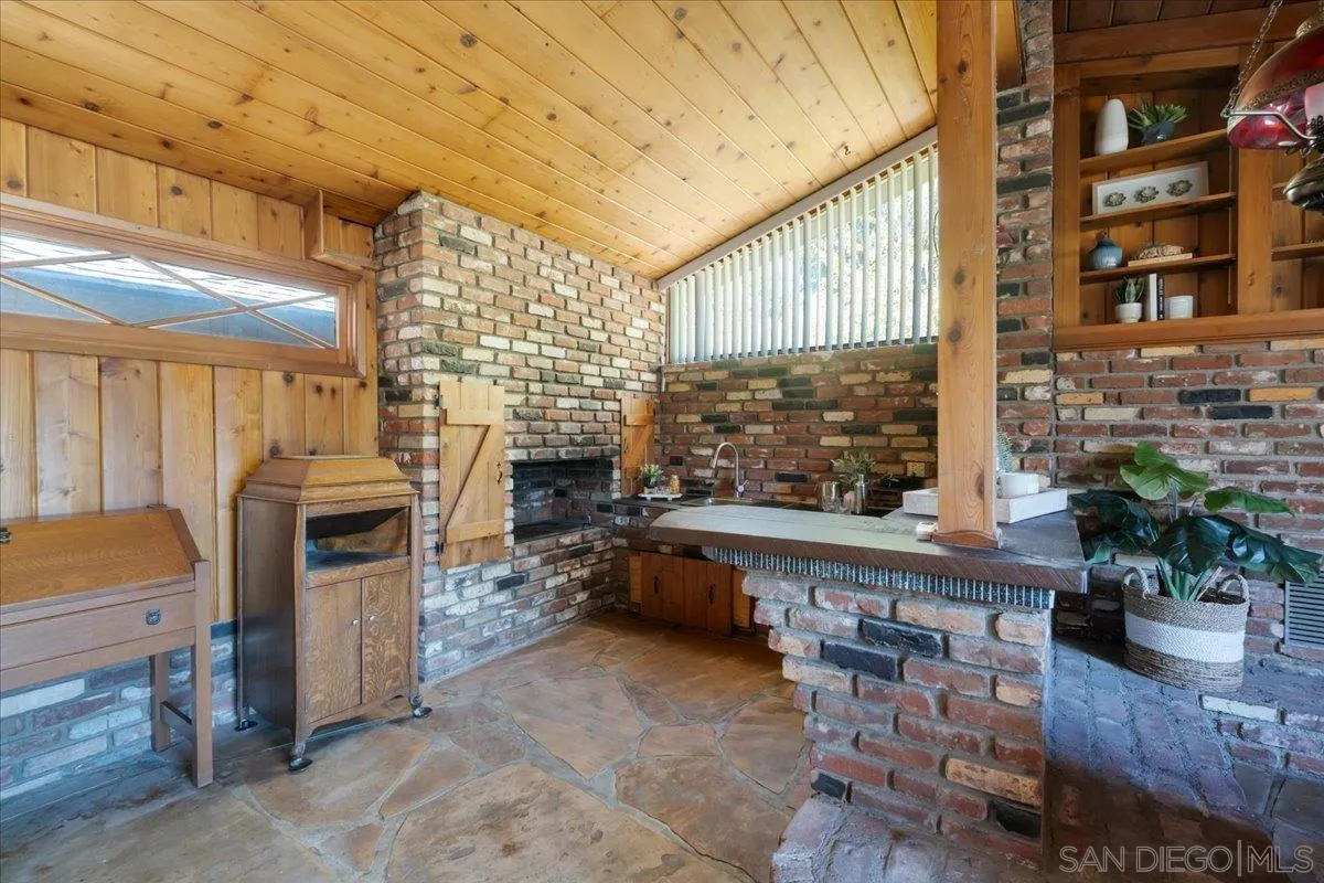 https://cdn.realtyfeed.com/cdn/127/260021924/ba49076a2dc16682968e59d6d8f2d504.webp