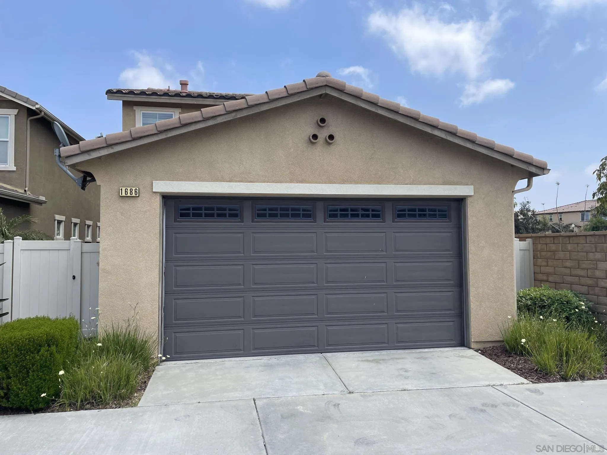 1686 Santa Carolina Rd., Chula Vista, CA 91913 - Photo 2 of 28, Chula Vista, CA