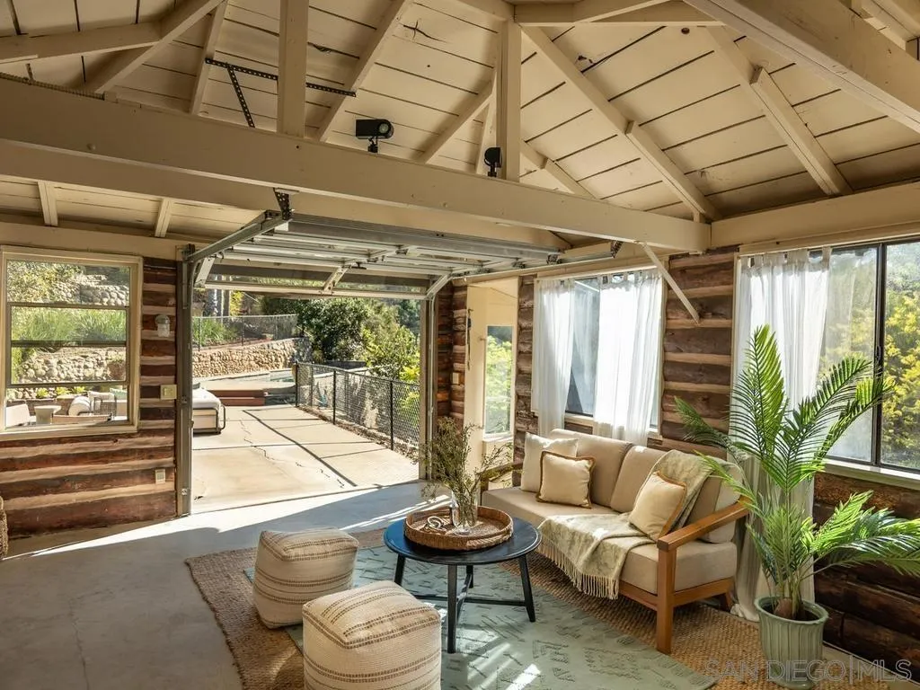 https://cdn.realtyfeed.com/cdn/127/260021936/464666f5b92a7ca73b71c824a1c6a3bd.webp