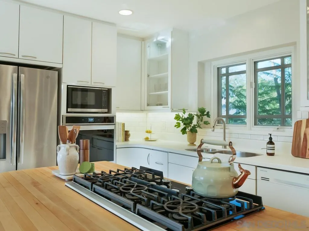 https://cdn.realtyfeed.com/cdn/127/260021936/5092e8517c453517702077dccac7824a.webp