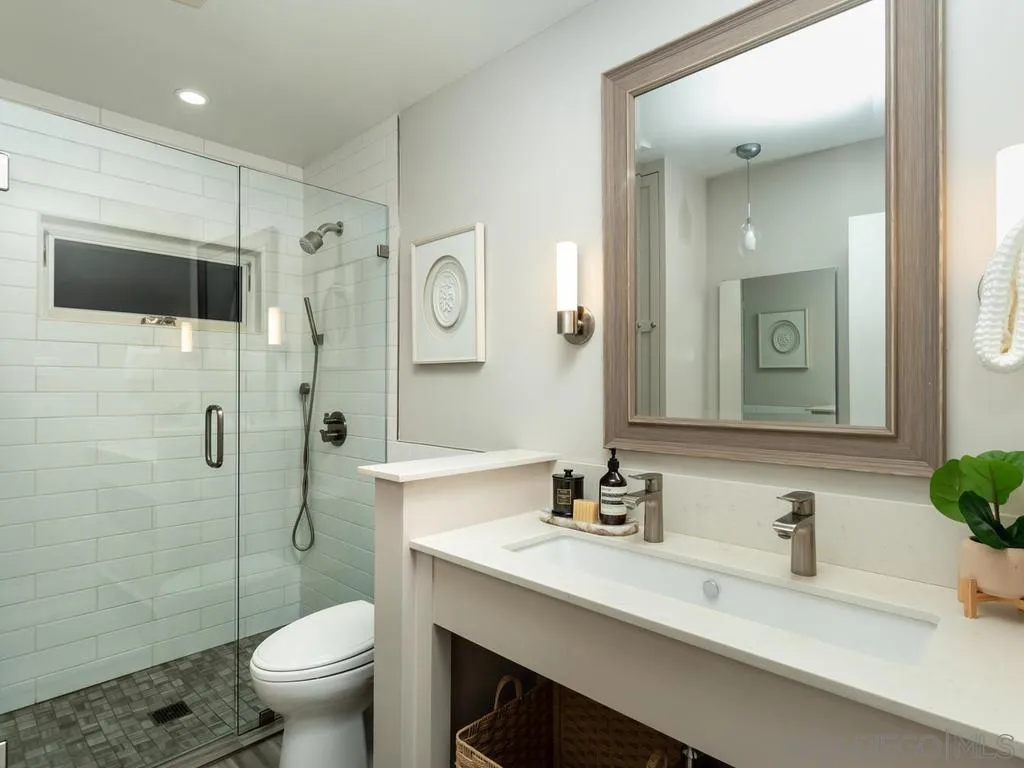 https://cdn.realtyfeed.com/cdn/127/260021936/6cf80be1171e6d94557a53fd21aa6d3d.webp