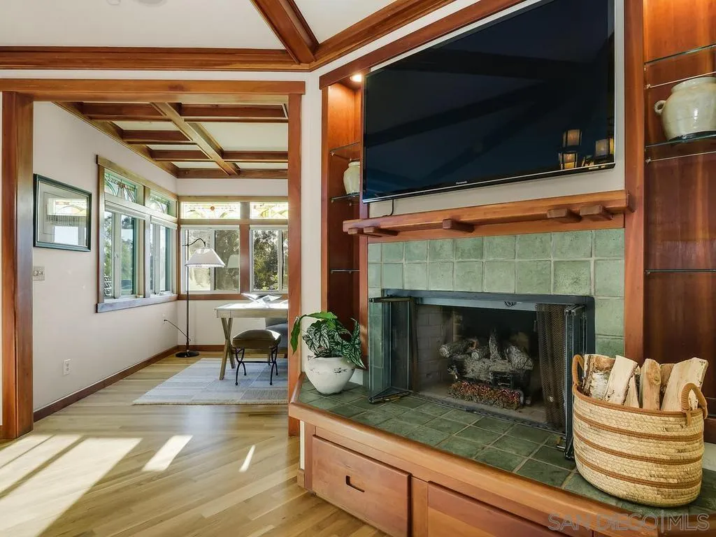 https://cdn.realtyfeed.com/cdn/127/260021936/d3f11a620aab0fac5b02aa742f72a9d0.webp