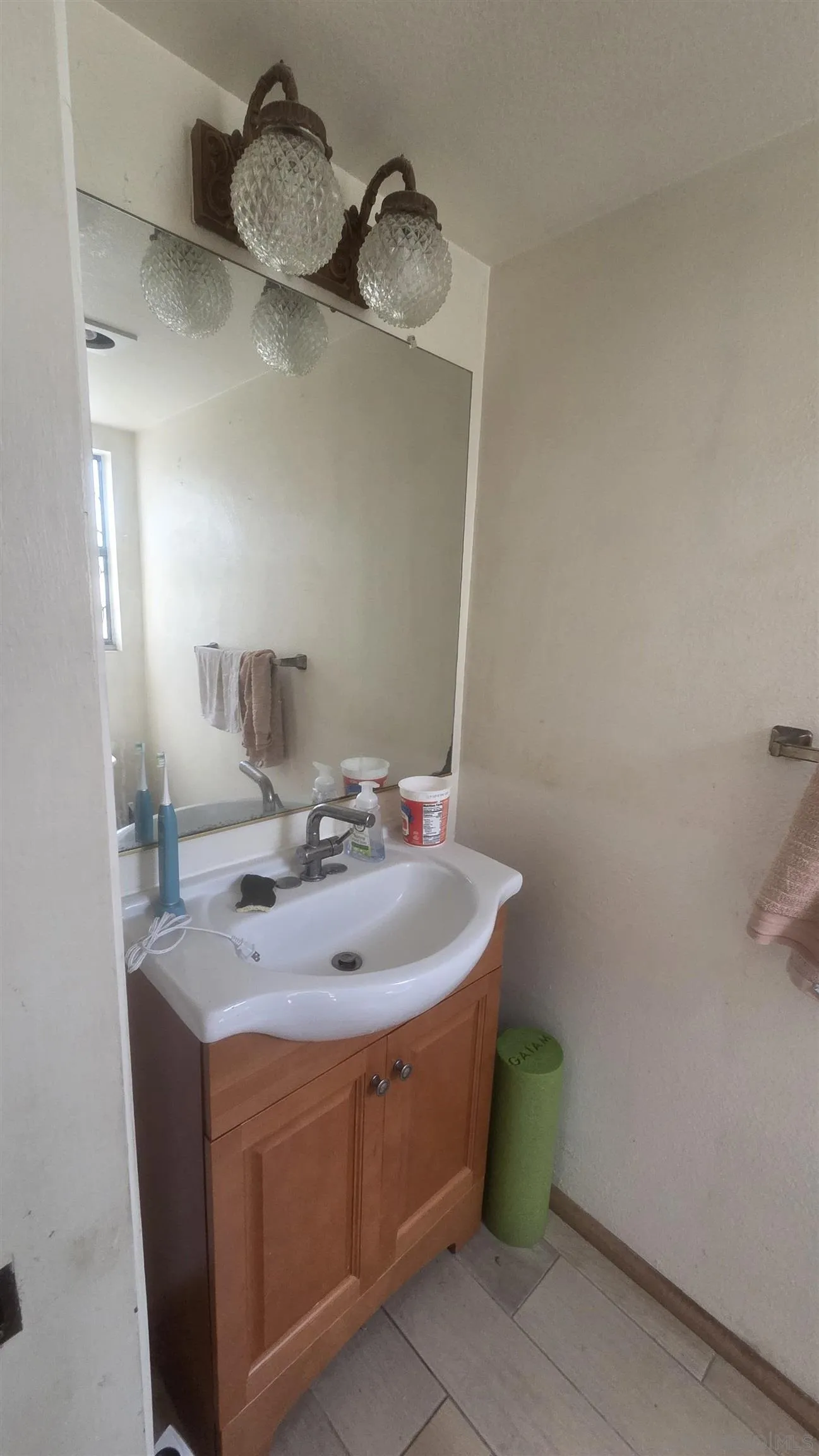 https://cdn.realtyfeed.com/cdn/127/260021938/7b2b78e90006ee18271c7f940911dc72.webp