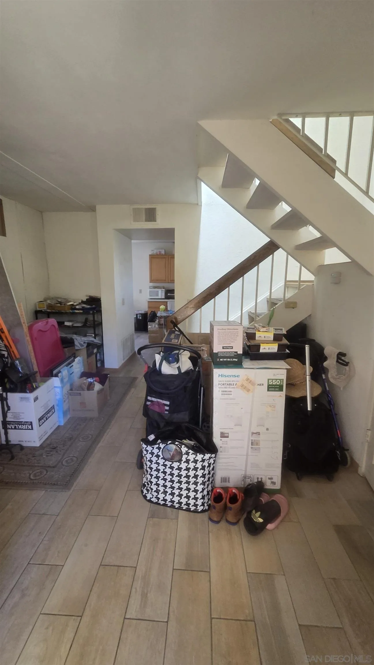 https://cdn.realtyfeed.com/cdn/127/260021938/99344954e6c73395bc4ae1a75a43f30e.webp