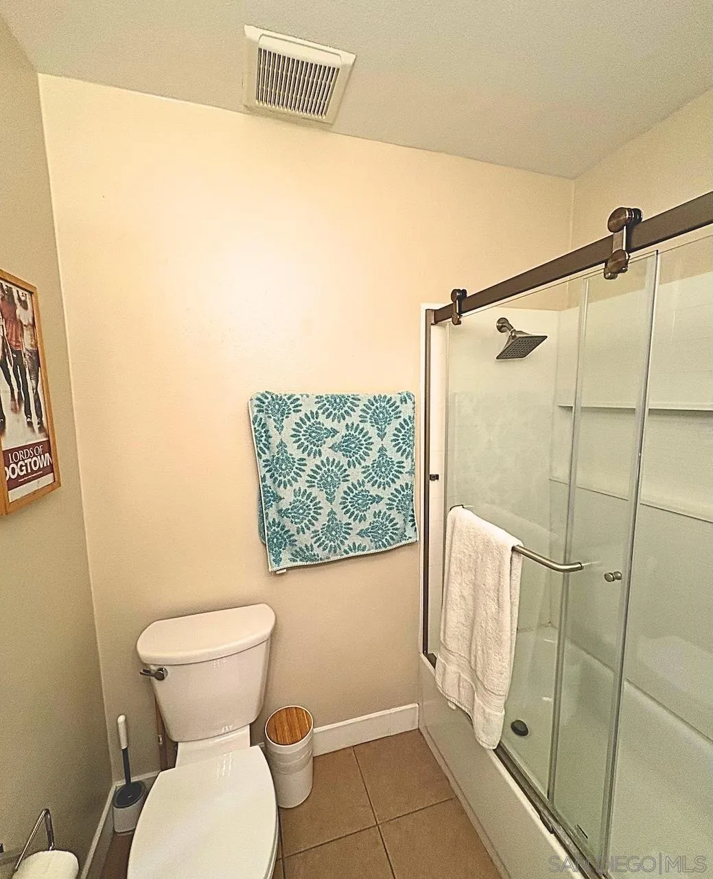 https://cdn.realtyfeed.com/cdn/127/260021948/2194e0088607cd9466cb5e6ee16714ab.webp