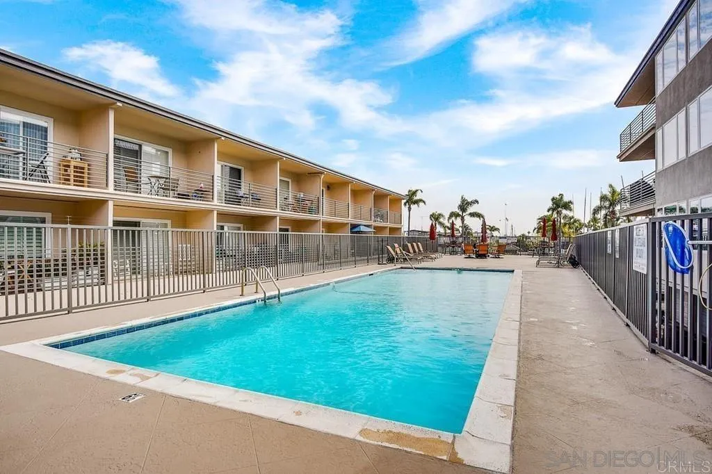 https://cdn.realtyfeed.com/cdn/127/260021948/8b3f01041f5f68921bb24bac7a6c8e74.webp